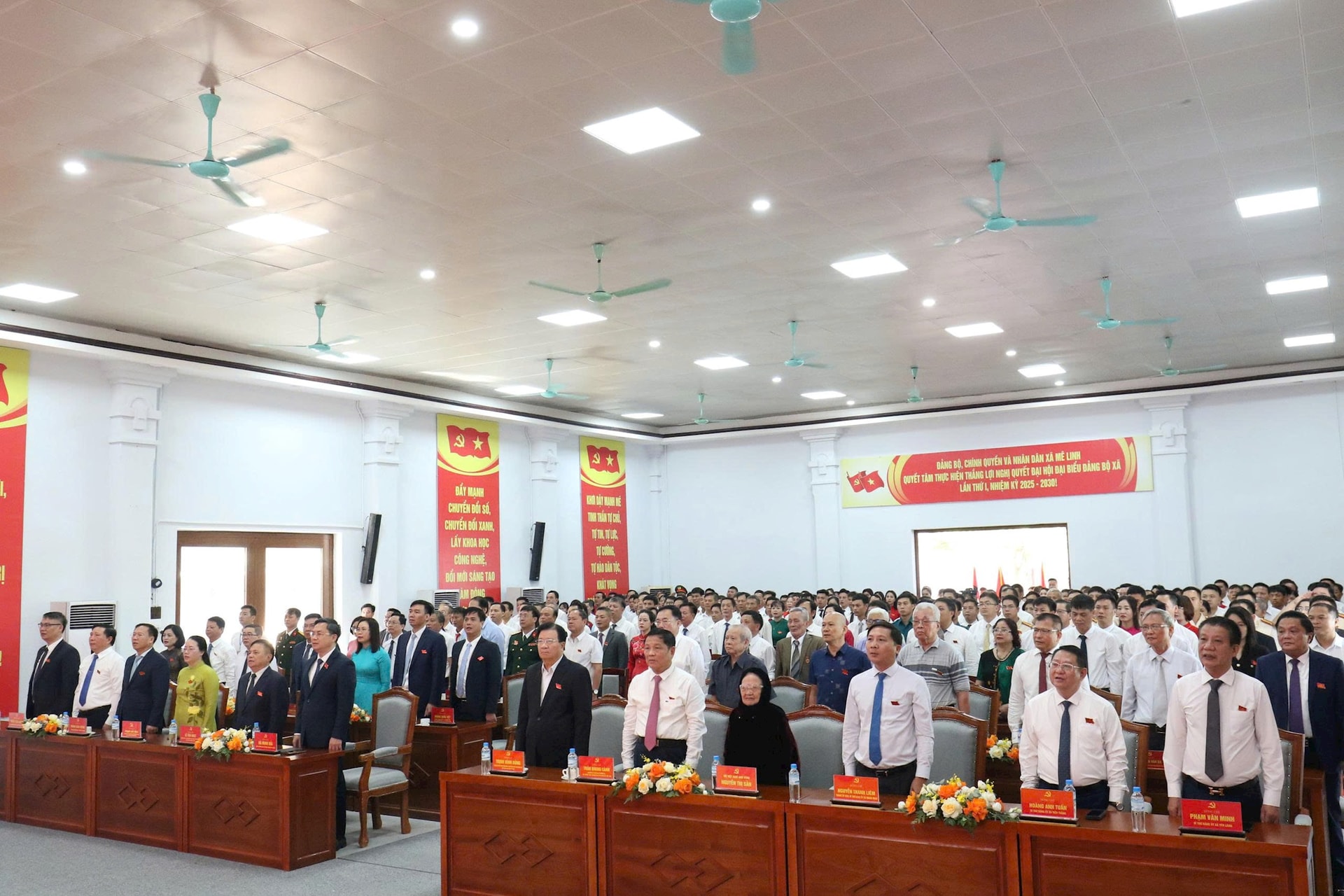 Đảng bộ xã Mê Linh cần xây dựng “Chính quyền kiến tạo - đồng hành - gần dân - sát dân”- Ảnh 1.