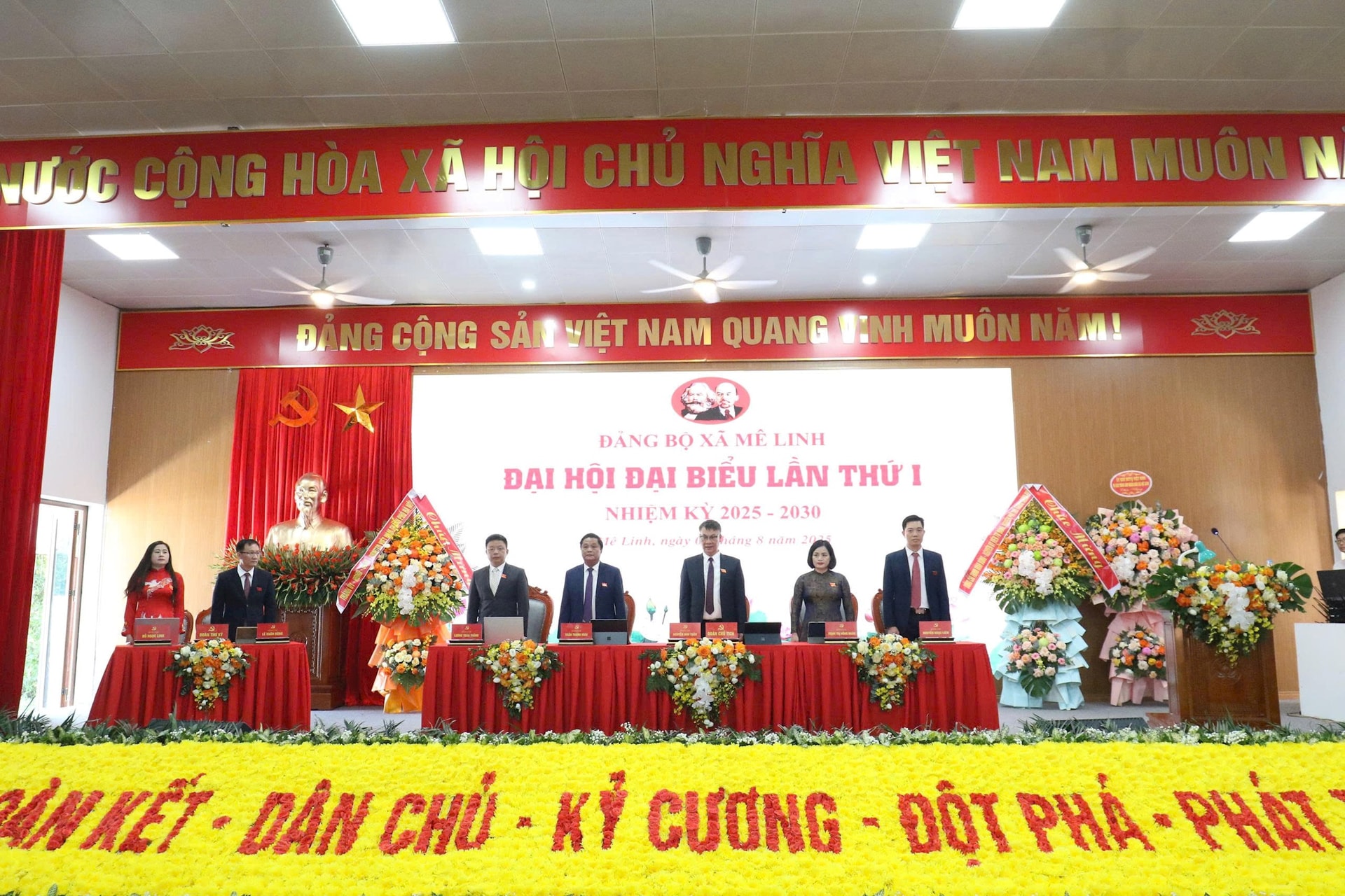 Đảng bộ xã Mê Linh cần xây dựng “Chính quyền kiến tạo - đồng hành - gần dân - sát dân”- Ảnh 2.