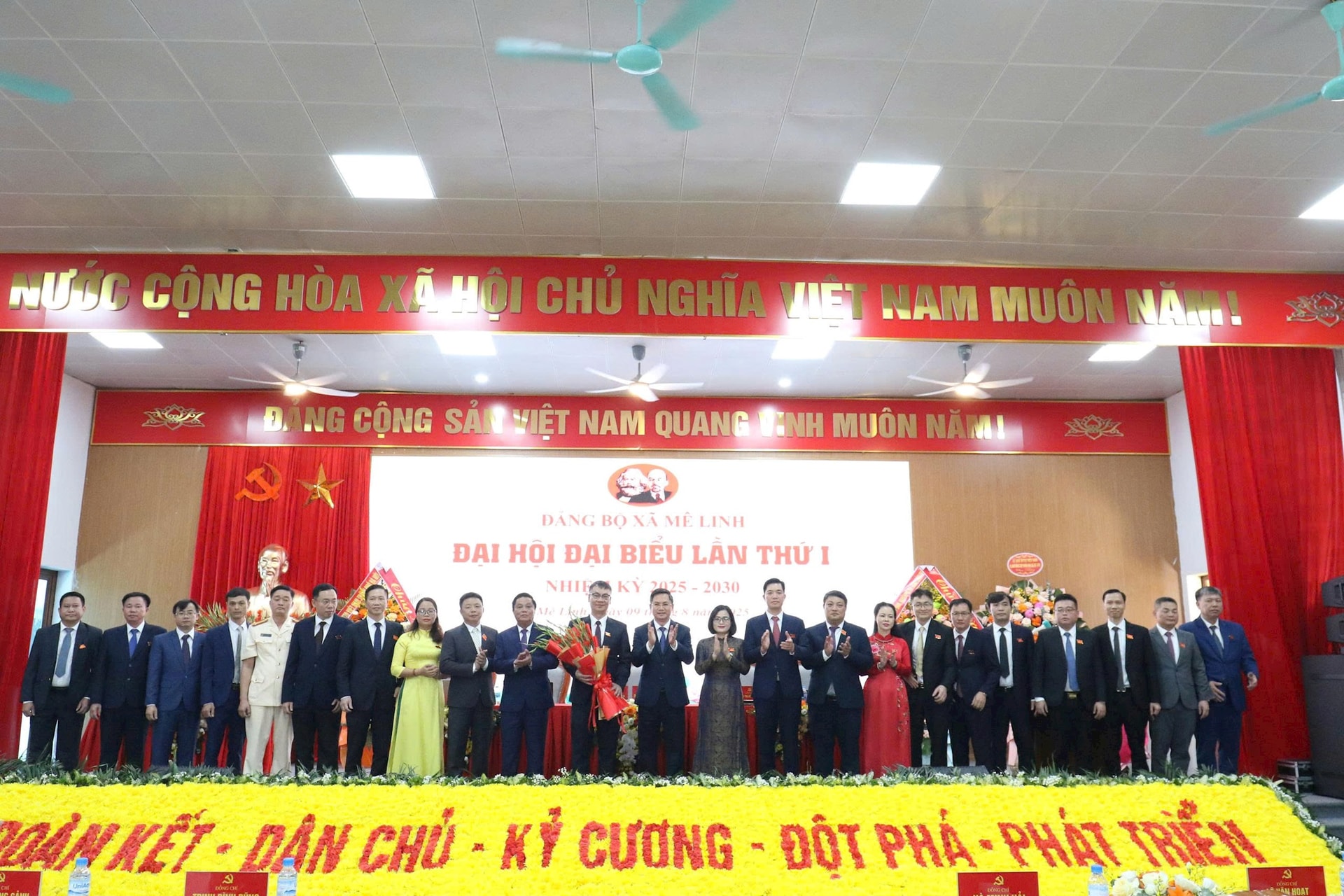Đảng bộ xã Mê Linh cần xây dựng “Chính quyền kiến tạo - đồng hành - gần dân - sát dân”- Ảnh 6.