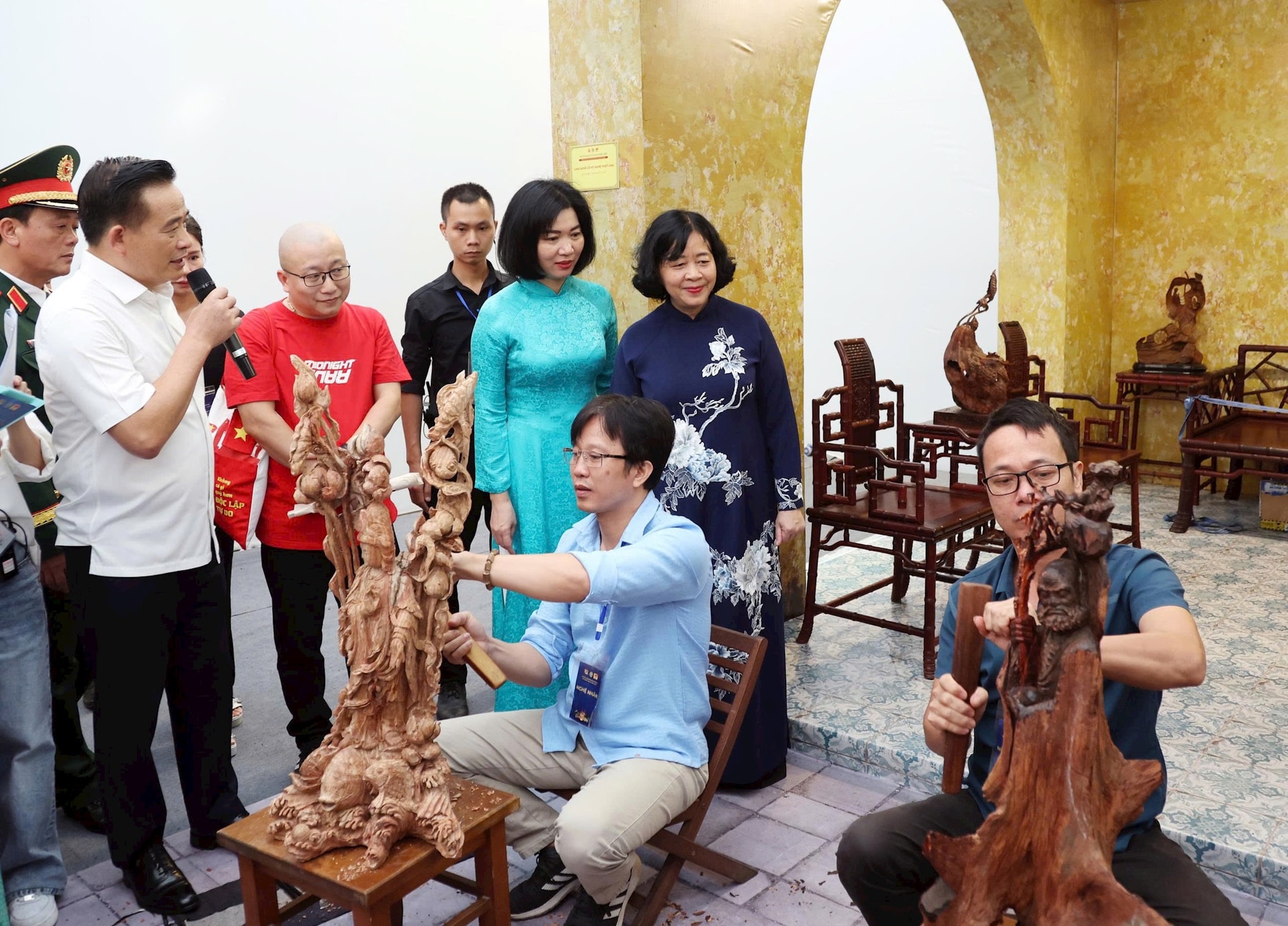 Lãnh đạo Thành phố tham quan hai không gian trưng bày của Hà Nội tại Trung tâm Triển lãm Quốc gia- Ảnh 7.