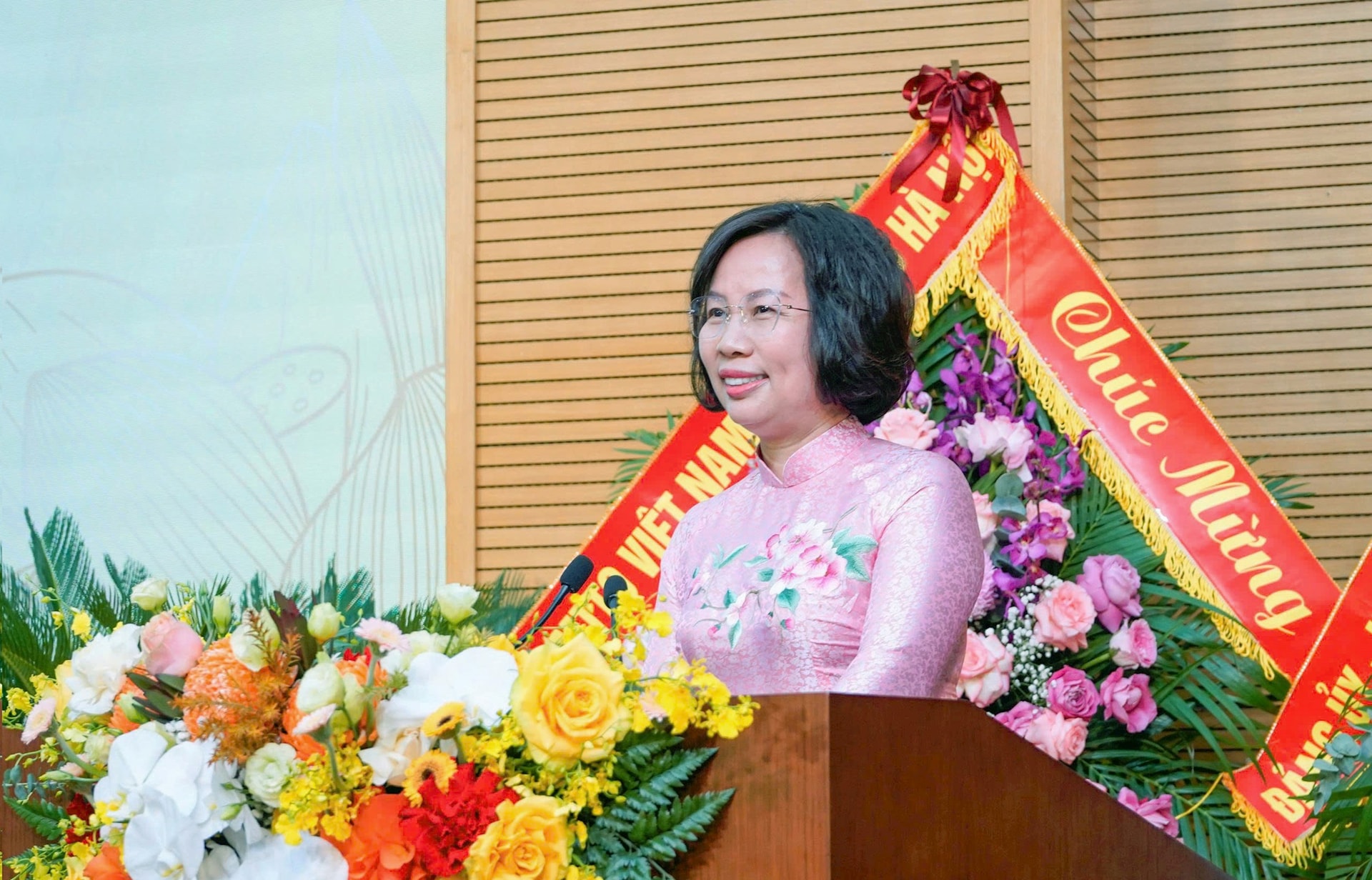 Củng cố sức mạnh đoàn kết, phát huy truyền thống, xây dựng phường Đống Đa văn minh, hiện đại- Ảnh 2.