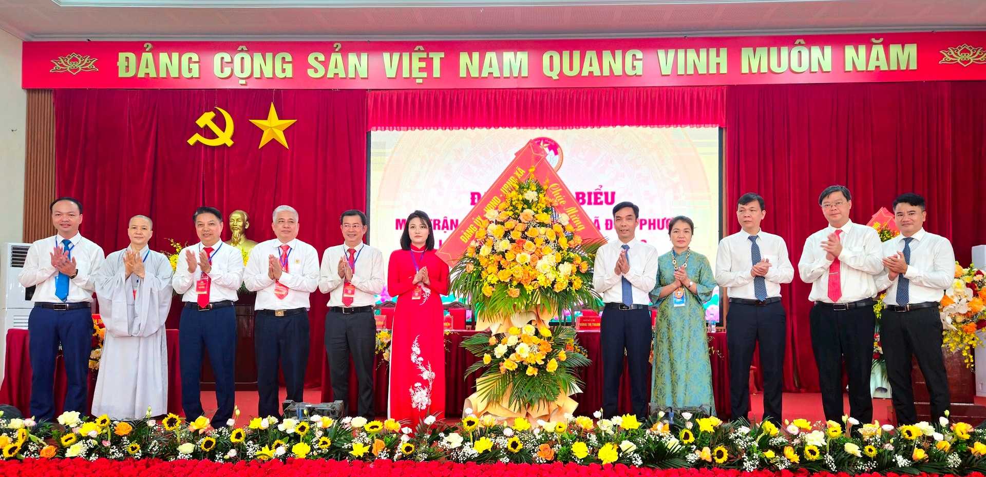 160 đại biểu dự Đại hội Mặt trận Tổ quốc xã Đoài Phương lần thứ I- Ảnh 2.