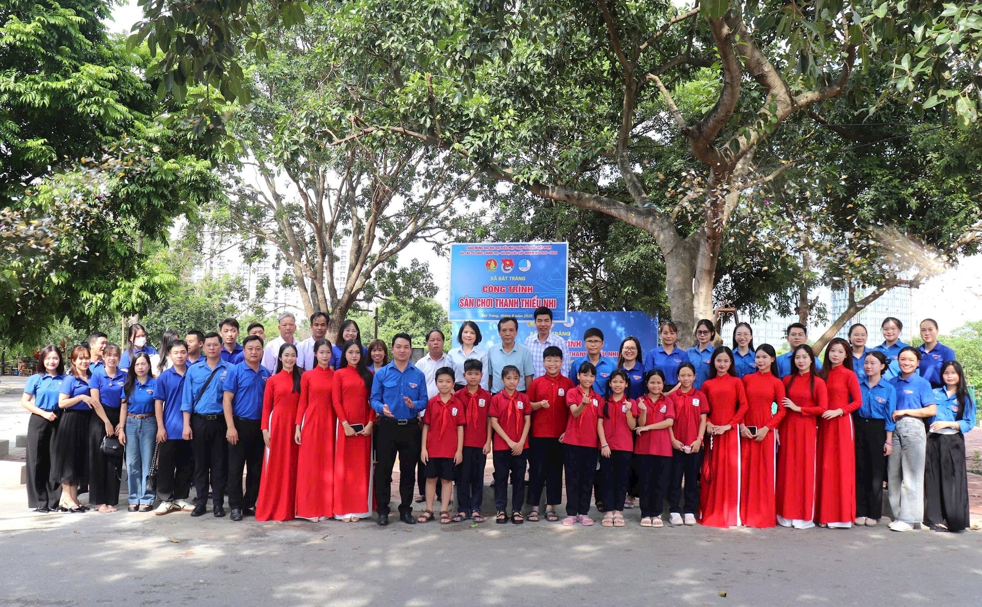Bát Tràng khánh thành công trình thanh niên "Sân chơi thanh thiếu nhi”- Ảnh 1.