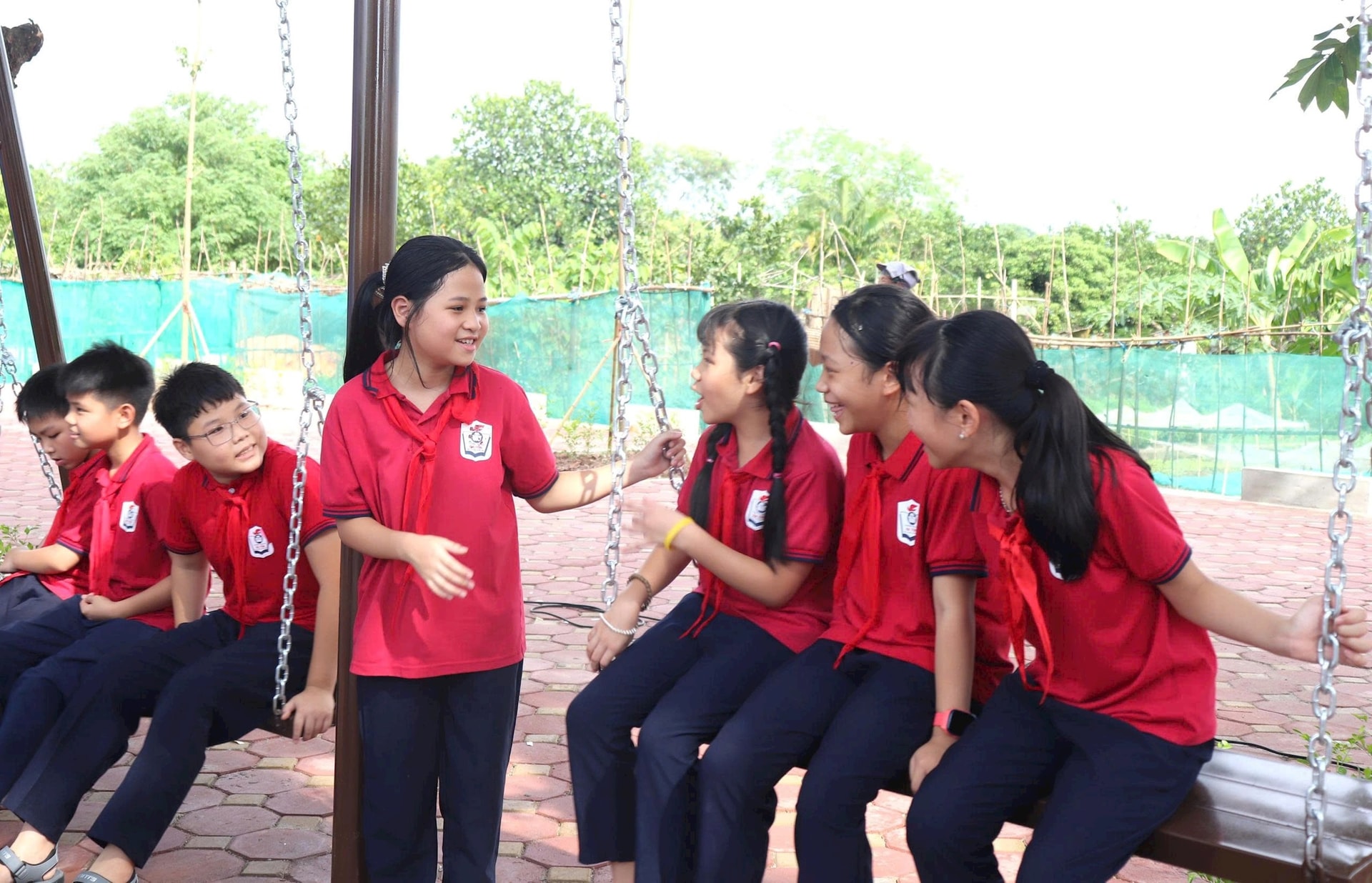 Bát Tràng khánh thành công trình thanh niên "Sân chơi thanh thiếu nhi”- Ảnh 2.