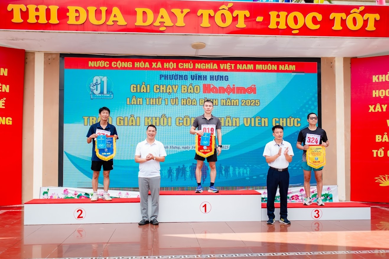 Gần 500 vận động viên phường Vĩnh Hưng tham gia Giải chạy Báo Hànộimới - Vì hòa bình- Ảnh 6.