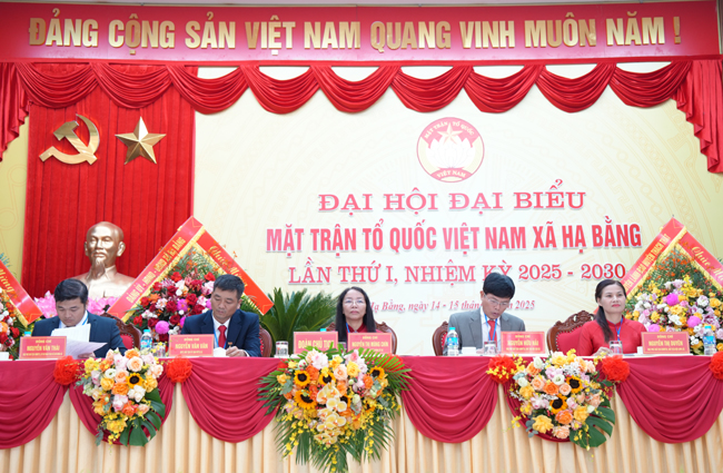 Đại hội Mặt trận Tổ quốc xã Hạ Bằng lần thứ I thành công tốt đẹp- Ảnh 3.