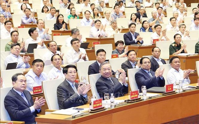 Tổng Bí thư Tô Lâm và các đại biểu dự tại điểm cầu Hội trường Diên Hồng . Ảnh: TTXVN