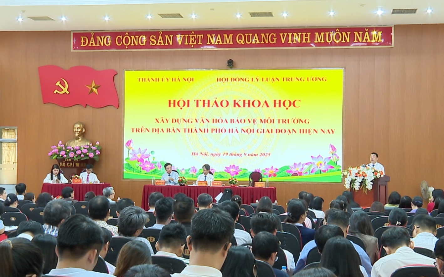Xây dựng văn hóa bảo vệ môi trường tại Thủ đô