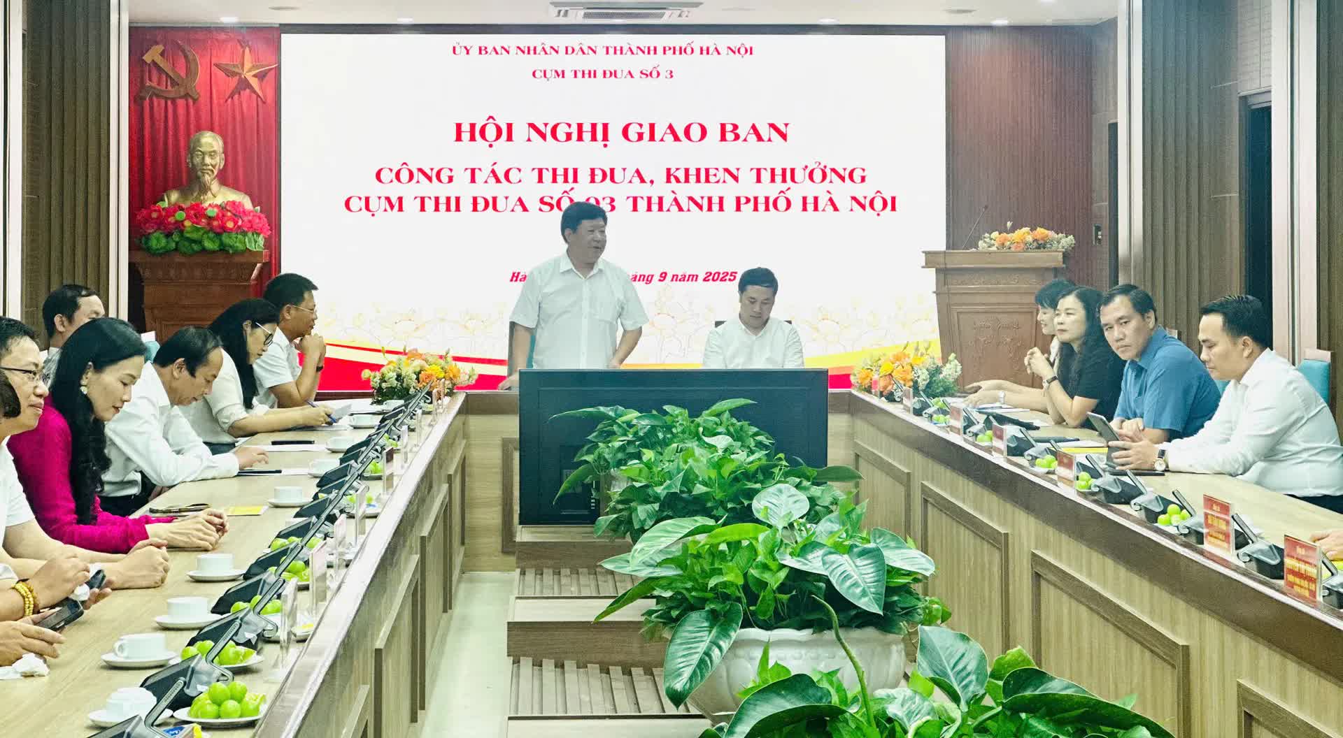 Cụm Thi đua số 3 chia sẻ kinh nghiệm nâng cao hiệu quả công tác thi đua, khen thưởng năm 2025- Ảnh 1.