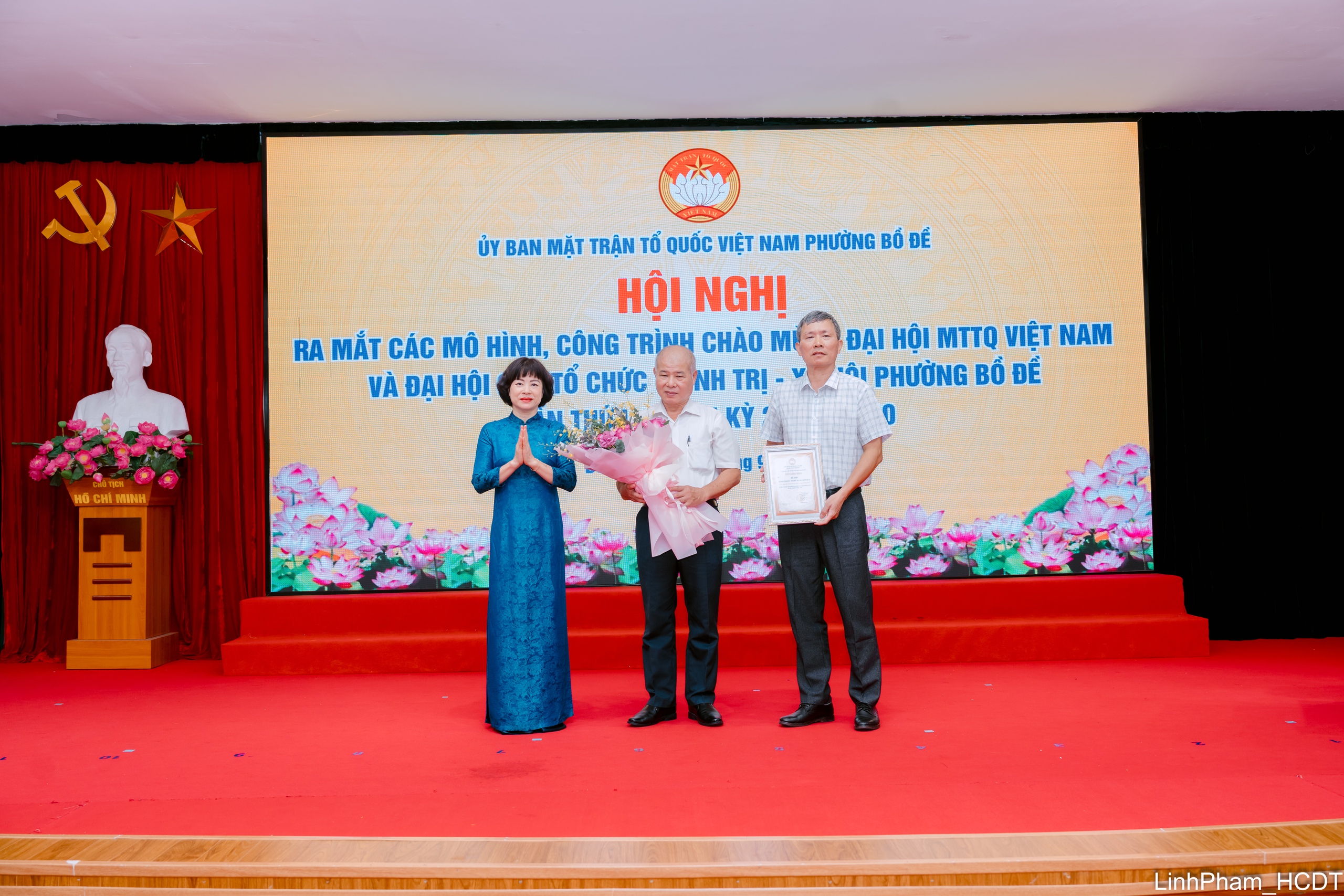 Bo De Ward modelleket mutat be a Vietnami Hazafias Front kongresszusának üdvözlésére - 1. kép. Phường Bồ Đề ra mắt các mô hình chào mừng Đại hội Mặt trận Tổ quốc- Ảnh 1.