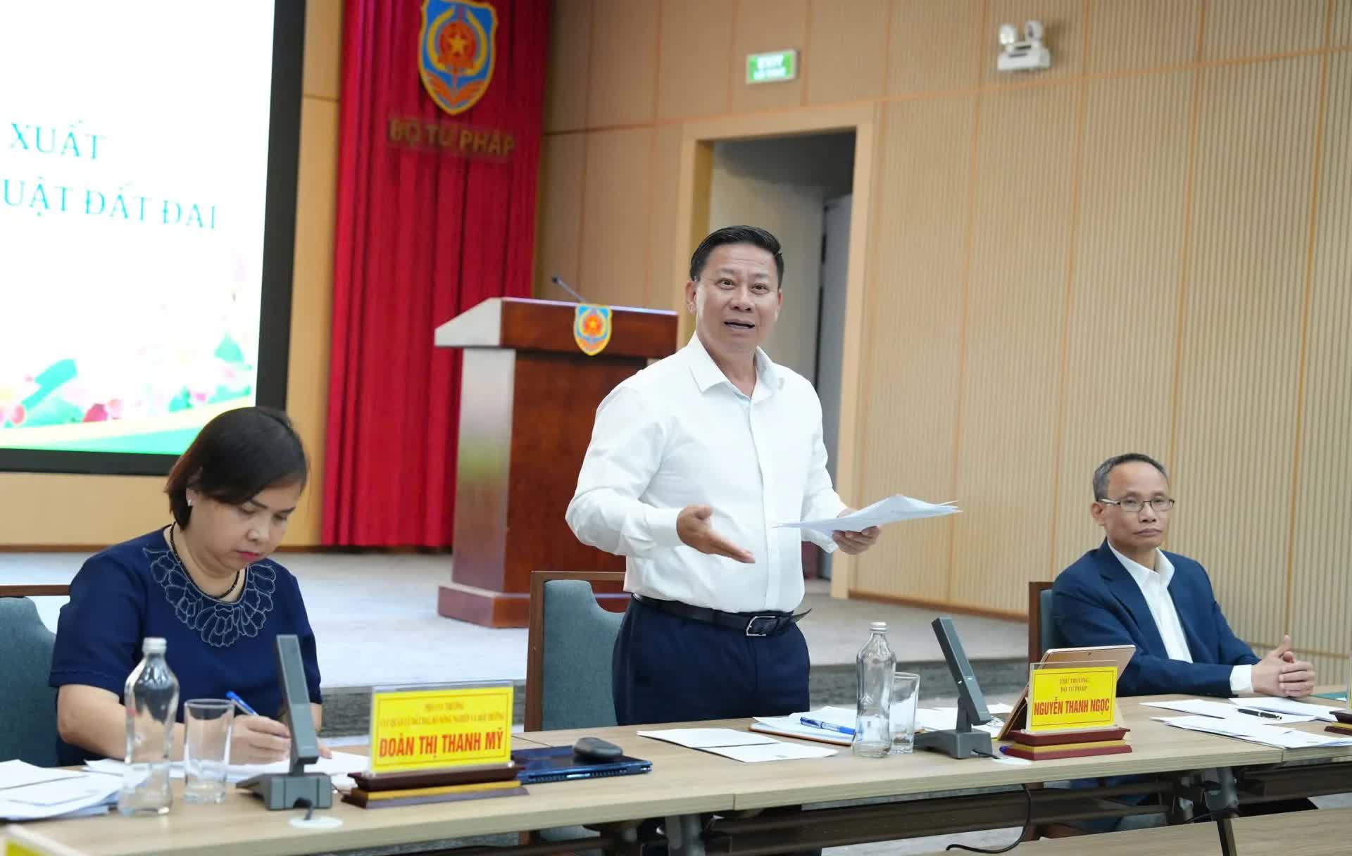 Nhận diện, đề xuất giải pháp khắc phục điểm nghẽn liên quan đến Luật Đất đai- Ảnh 1.