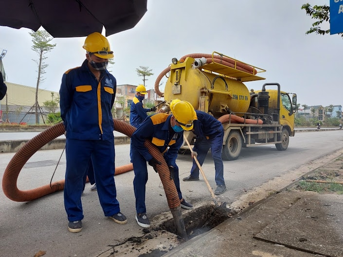 Hà Nội khẩn trương ứng phó Siêu bão Ragasa (Bão số 9)- Ảnh 1.