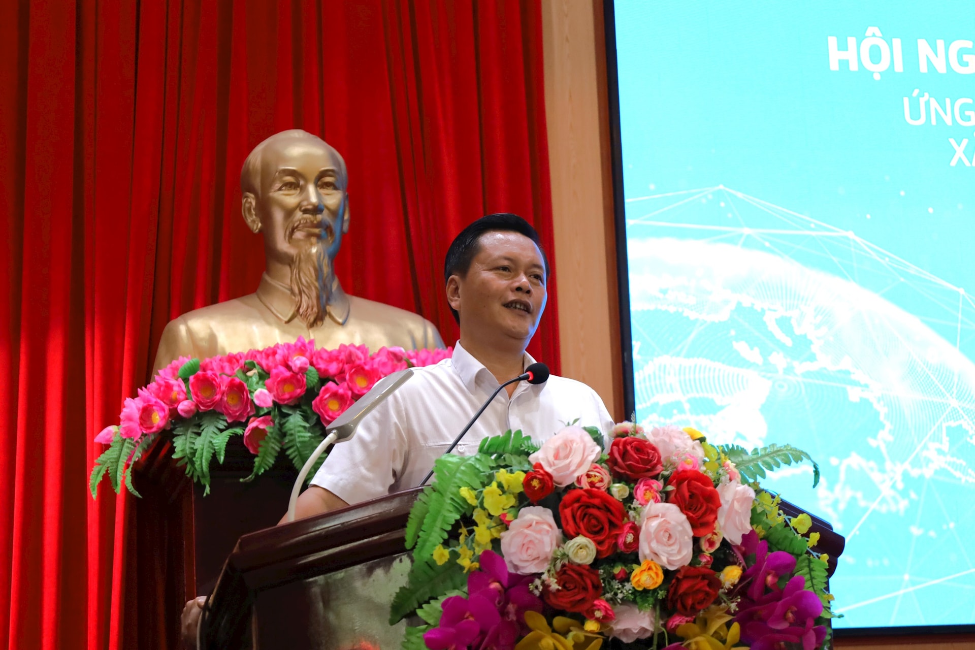 Xã Hương Sơn và VNPT Hà Nội ký kết thỏa thuận hợp tác ứng dụng công nghệ, chuyển đổi số- Ảnh 2.