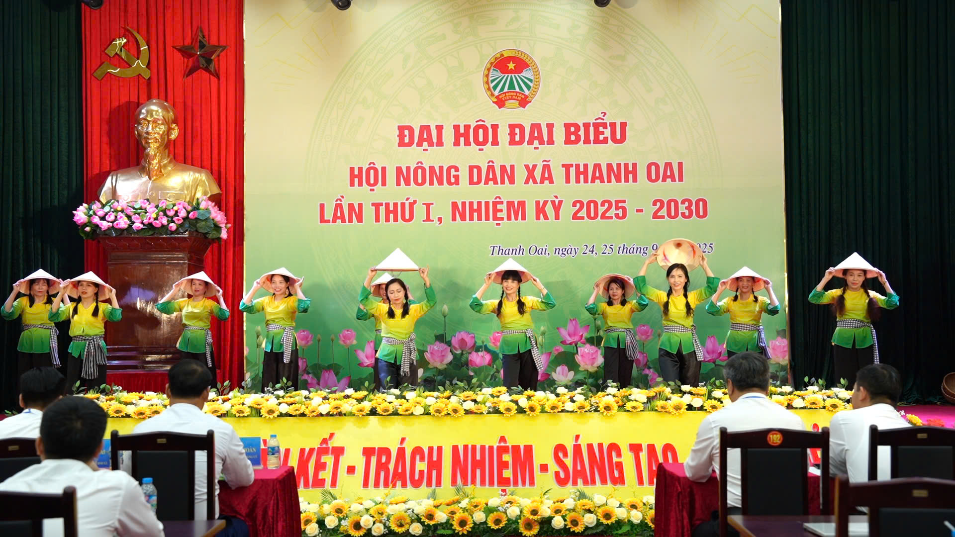Khát vọng xây dựng nông dân số, nông nghiệp sạch, môi trường xanh bền vững- Ảnh 1.