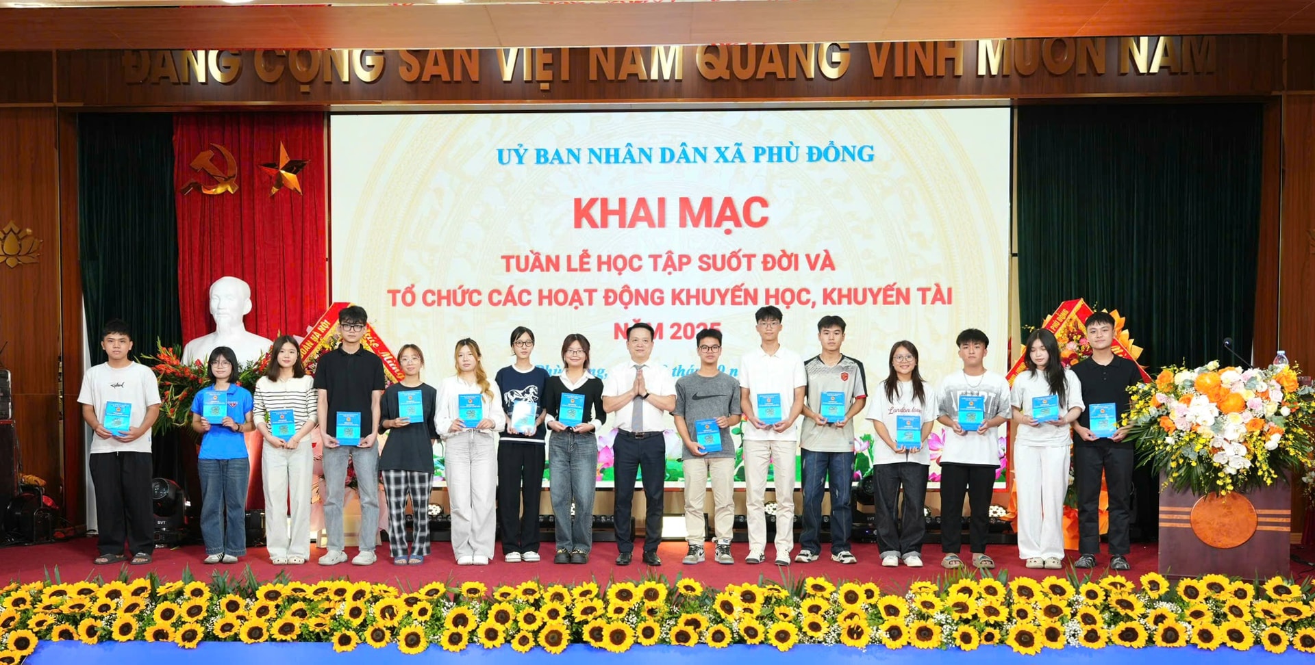 Xã Phù Đổng khai mạc "Tuần lễ học tập suốt đời"- Ảnh 3.