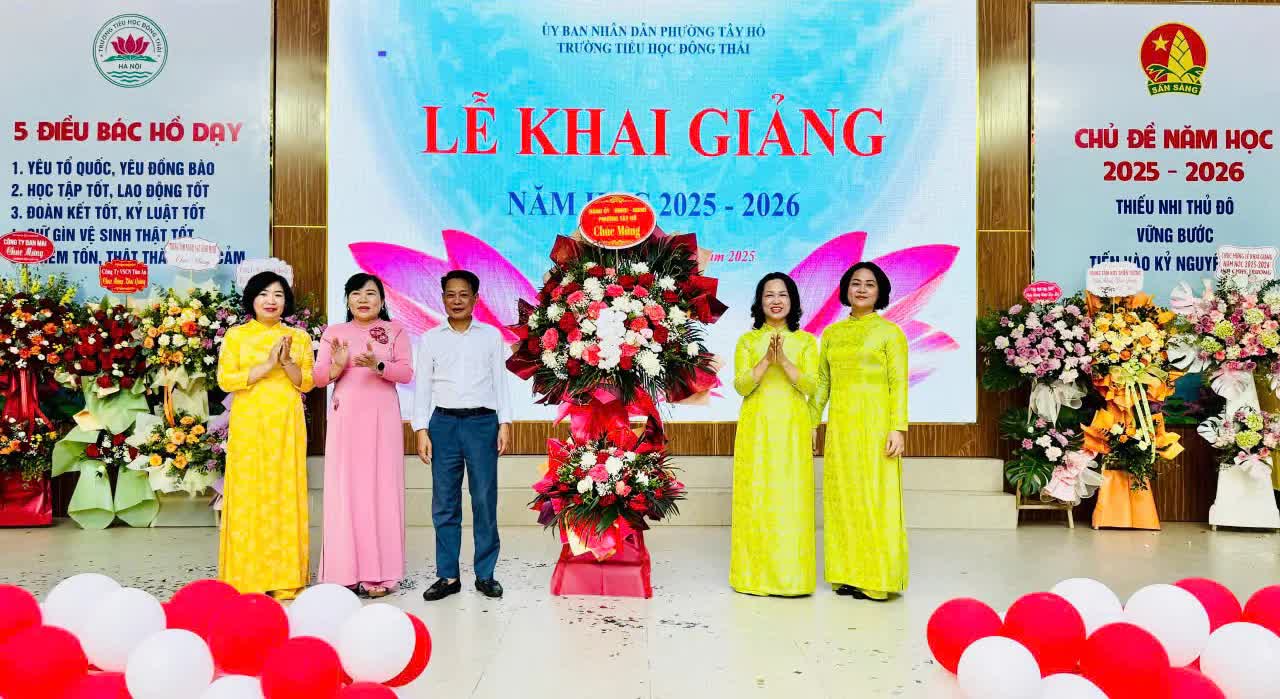 Học sinh phường Tây Hồ rộn ràng ngày tựu trường- Ảnh 7.