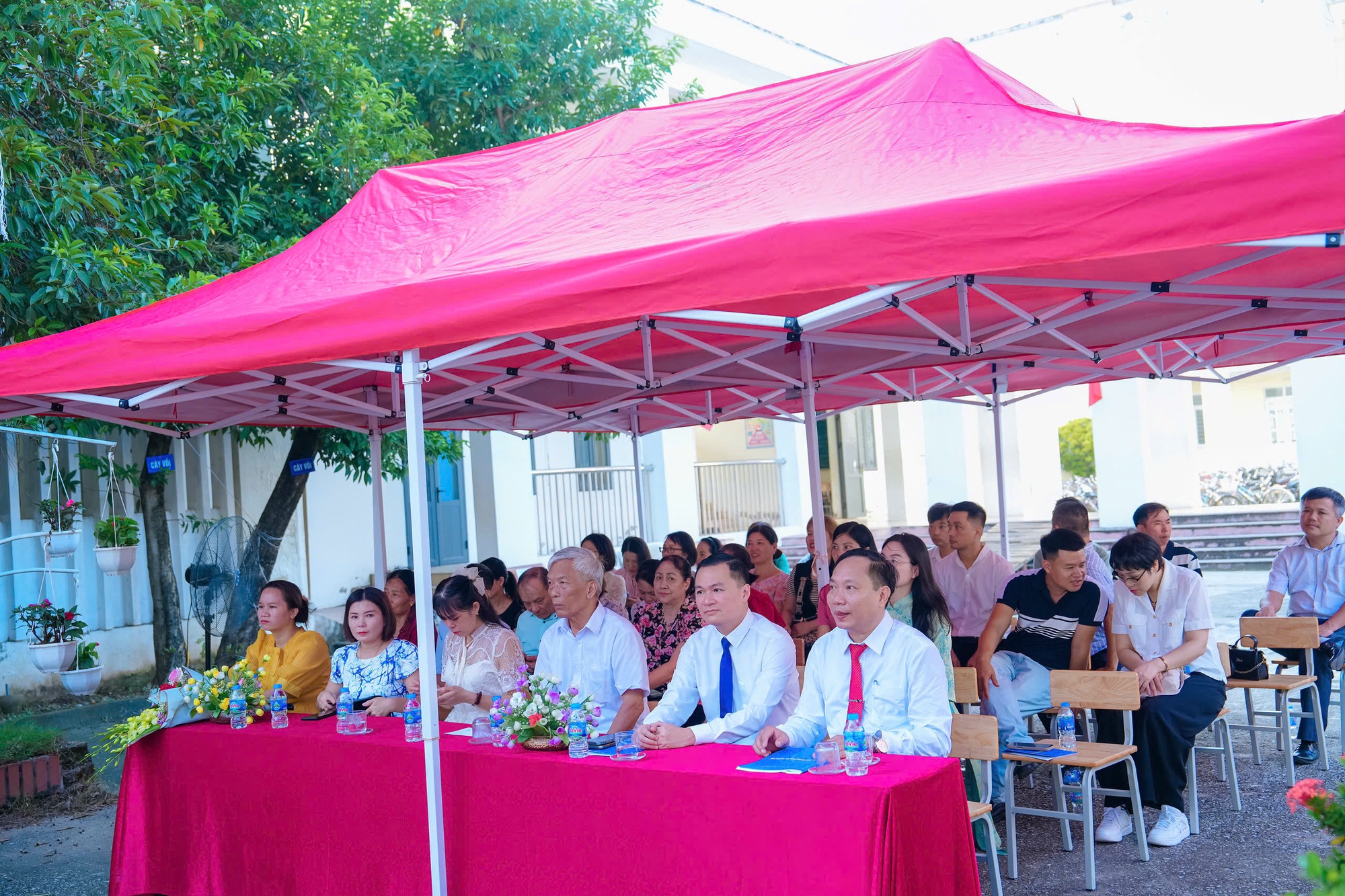 Xã Thanh Oai: Hơn 13.000 học sinh tưng bừng khai giảng năm học 2025-2026- Ảnh 13.