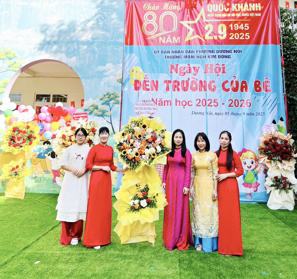 Niềm vui ngày hội khai trường của học sinh phường Dương Nội- Ảnh 12.