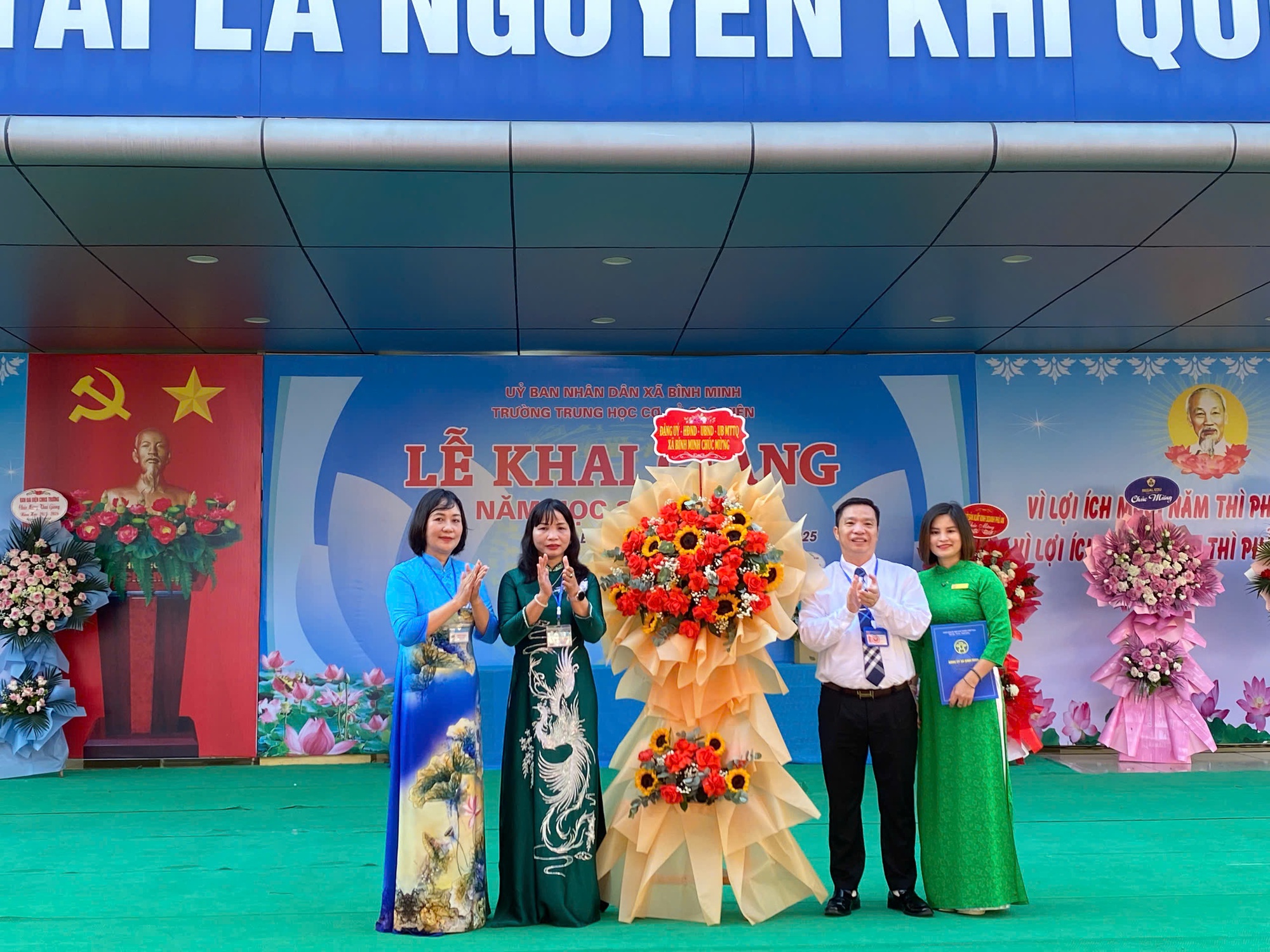 Gần 22.600 học sinh xã Bình Minh hân hoan bước vào năm học mới 2025-2026- Ảnh 4.
