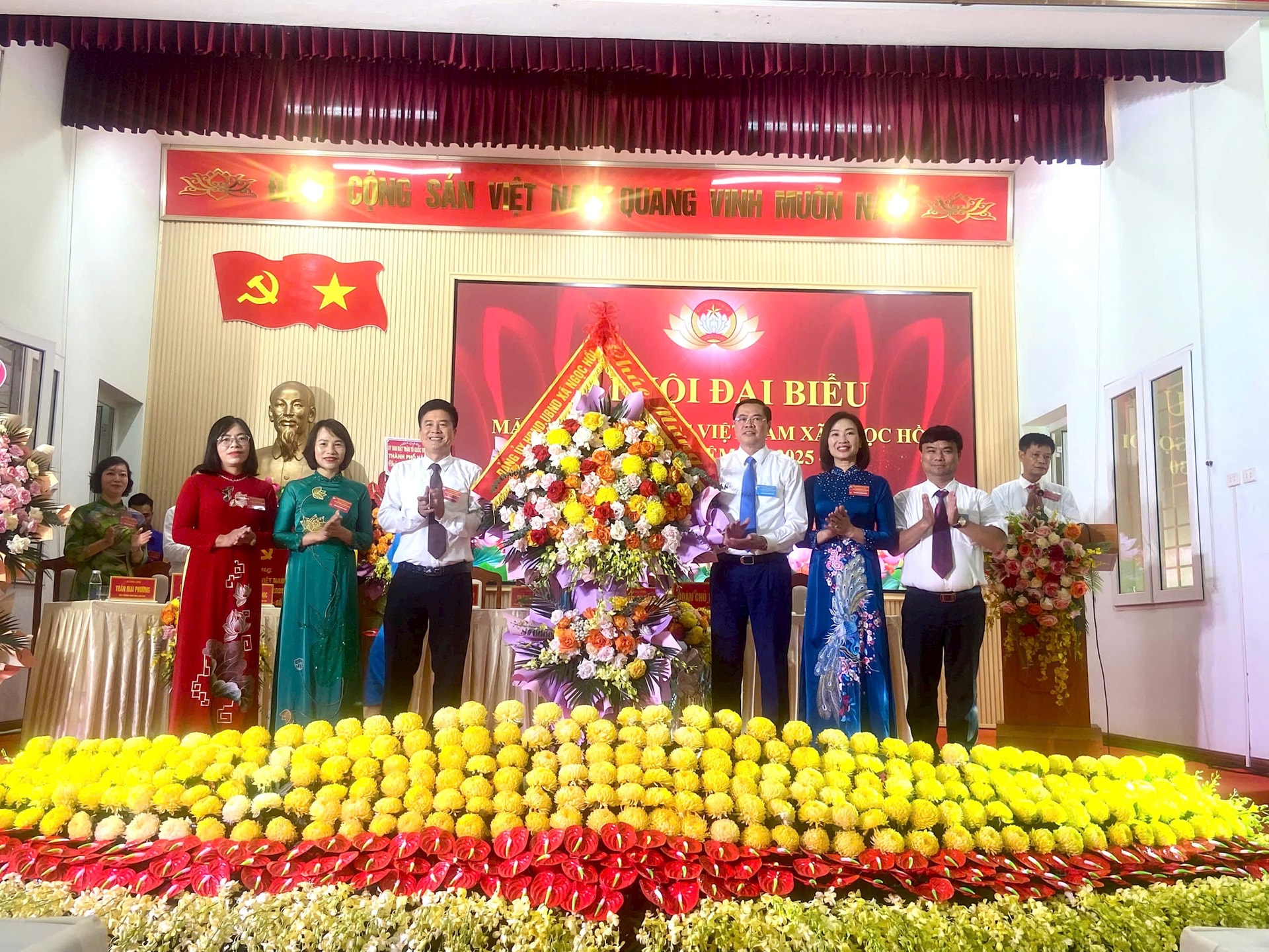 Chủ tịch Ủy ban MTTQ Việt Nam Thành phố Nguyễn Lan Hương dự Đại hội đại biểu MTTQ Việt Nam xã Ngọc Hồi- Ảnh 1.