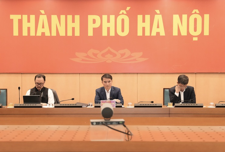 Hanoi identifies public investment disbursement as key driver for capital's breakthrough- Ảnh 2.