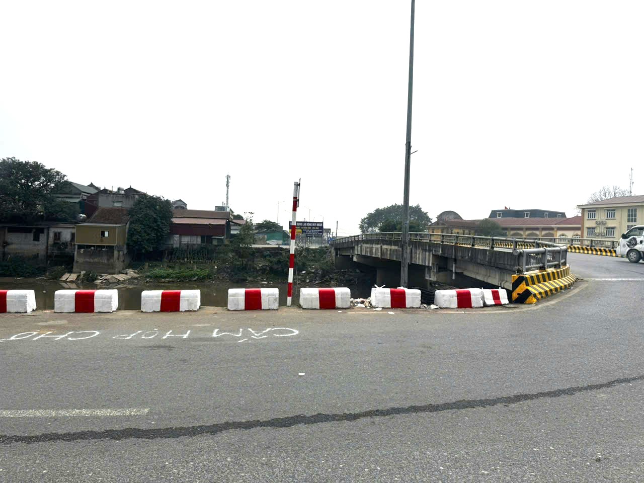 Xã Đại Xuyên: Quyết liệt xóa bỏ chợ cóc, chợ tạm - lập lại trật tự đô thị- Ảnh 3.