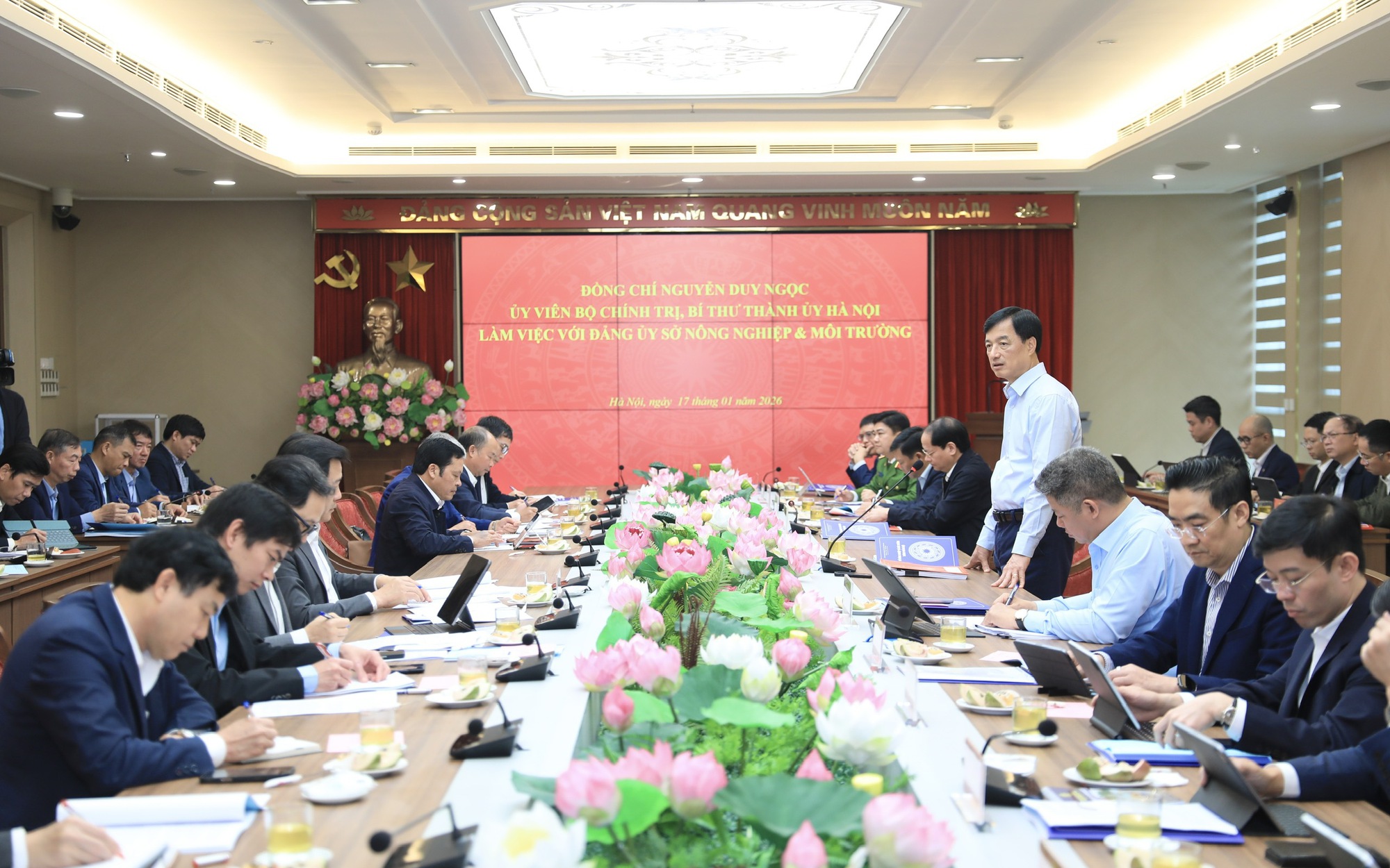 Bí thư Thành ủy Hà Nội Nguyễn Duy Ngọc chủ trì làm việc với Đảng ủy Sở Nông nghiệp và Môi trường Hà Nội