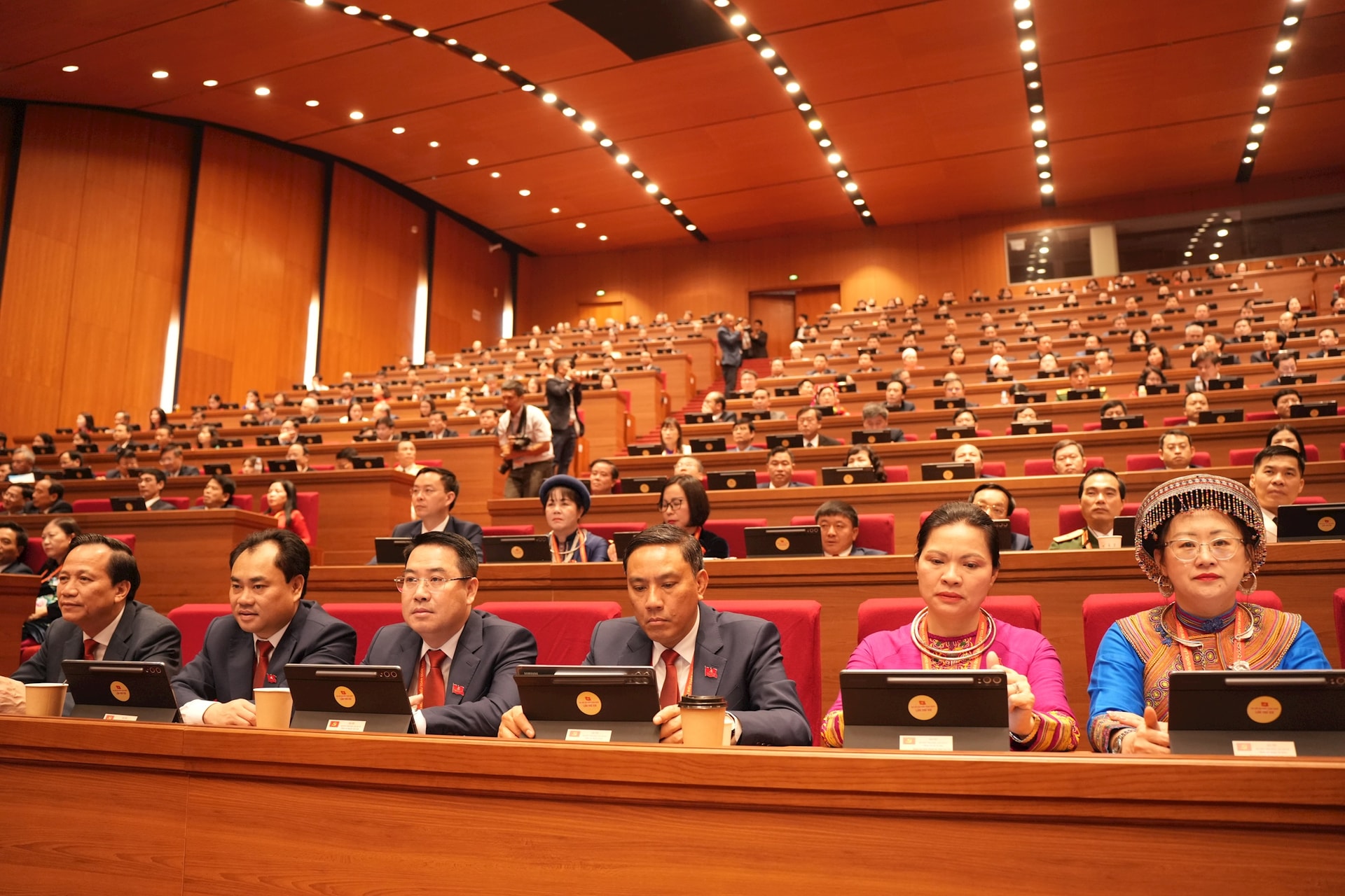 Toàn cảnh phiên khai mạc trọng thể Đại hội XIV của Đảng- Ảnh 12.