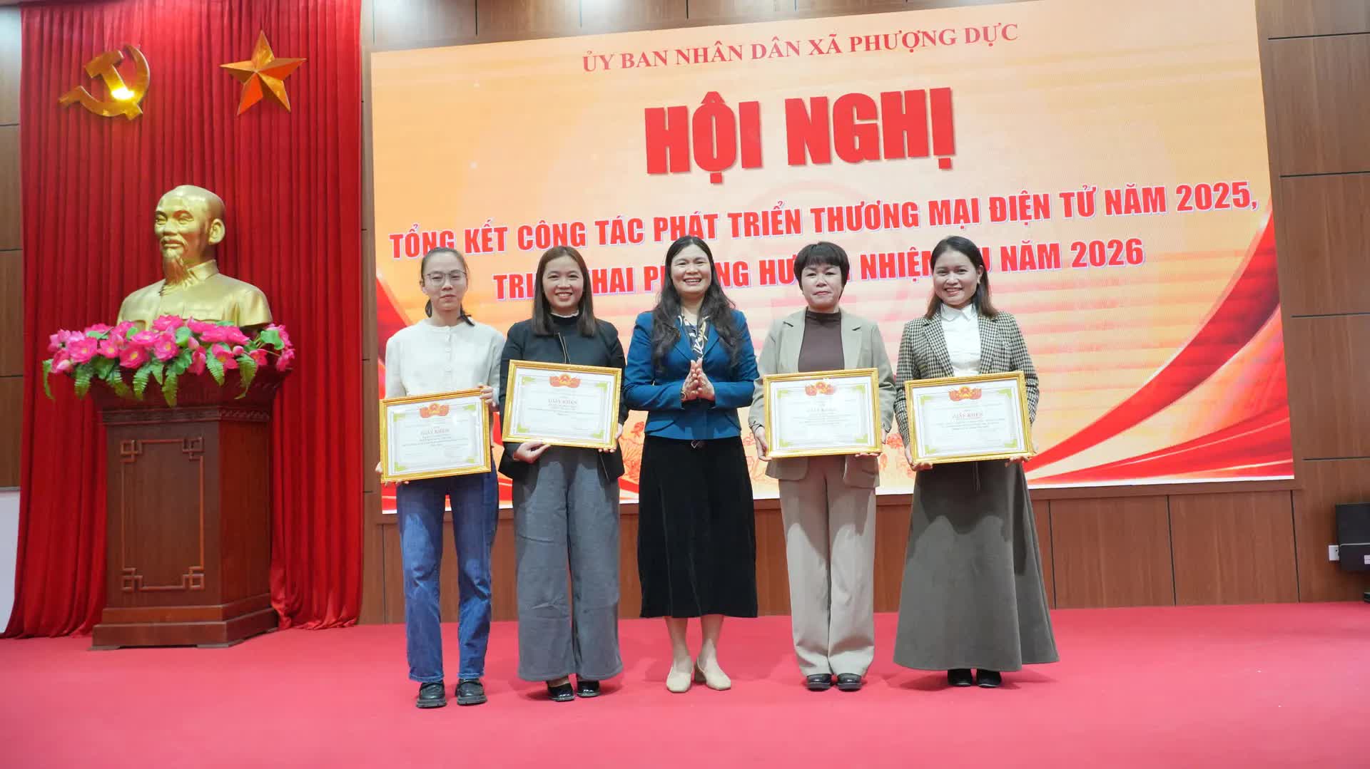 Xã Phượng Dực tạo đột phá trong lĩnh vực thương mại điện tử- Ảnh 5.