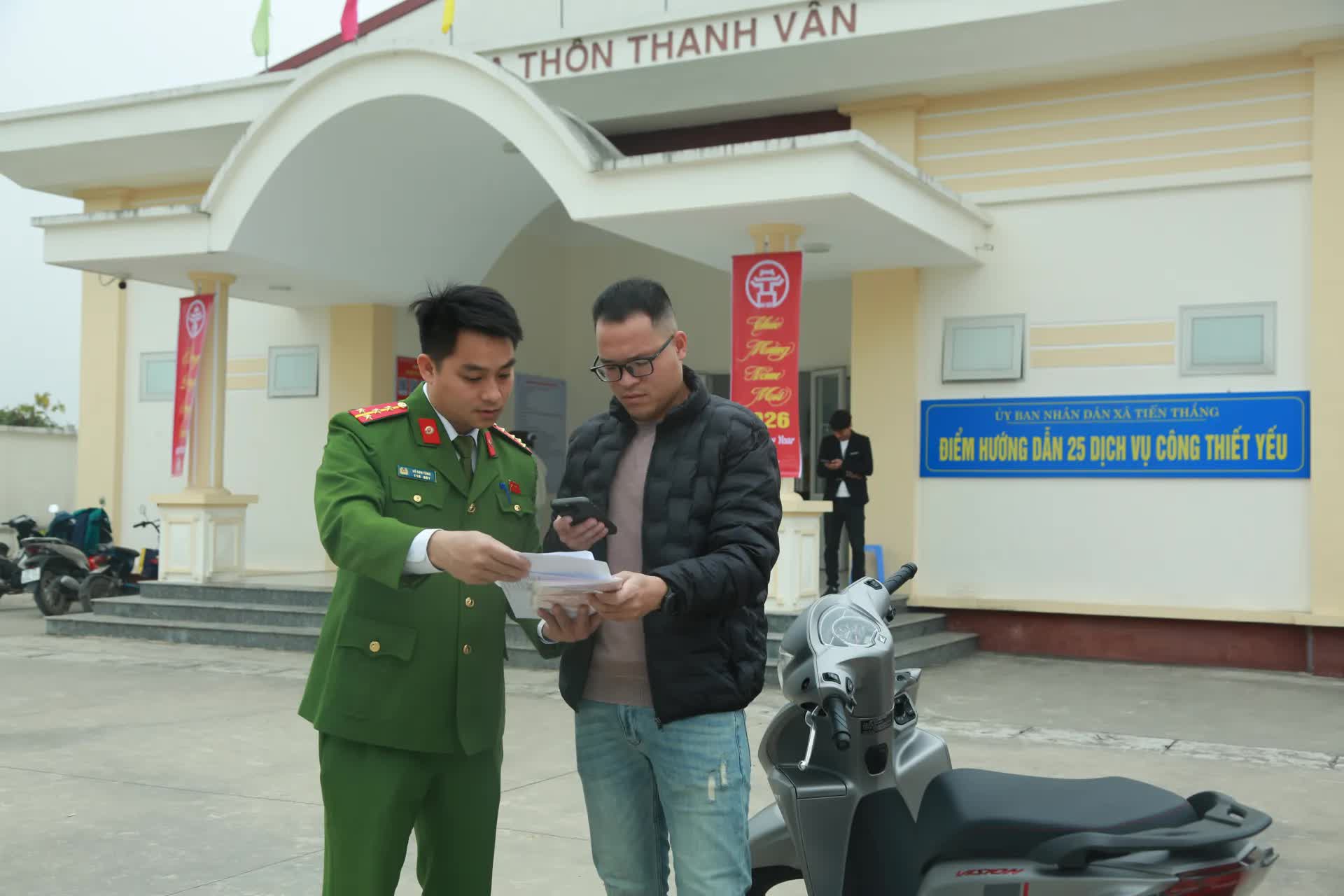 Xã Tiến Thắng - đưa dịch vụ công thiết yếu về từng thôn xóm- Ảnh 6.