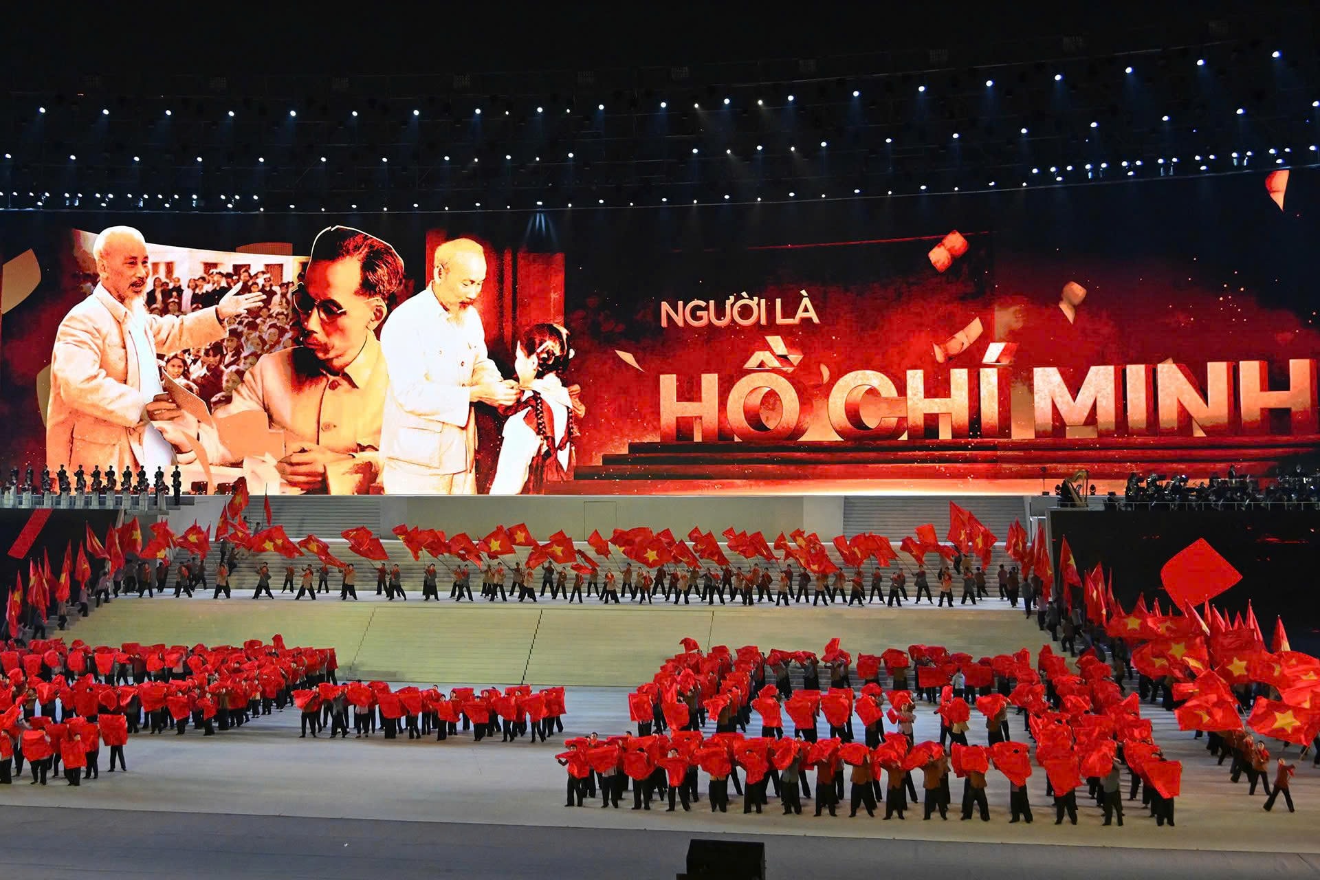 Đặc sắc Chương trình nghệ thuật đặc biệt chào mừng thành công Đại hội XIV của Đảng- Ảnh 4.