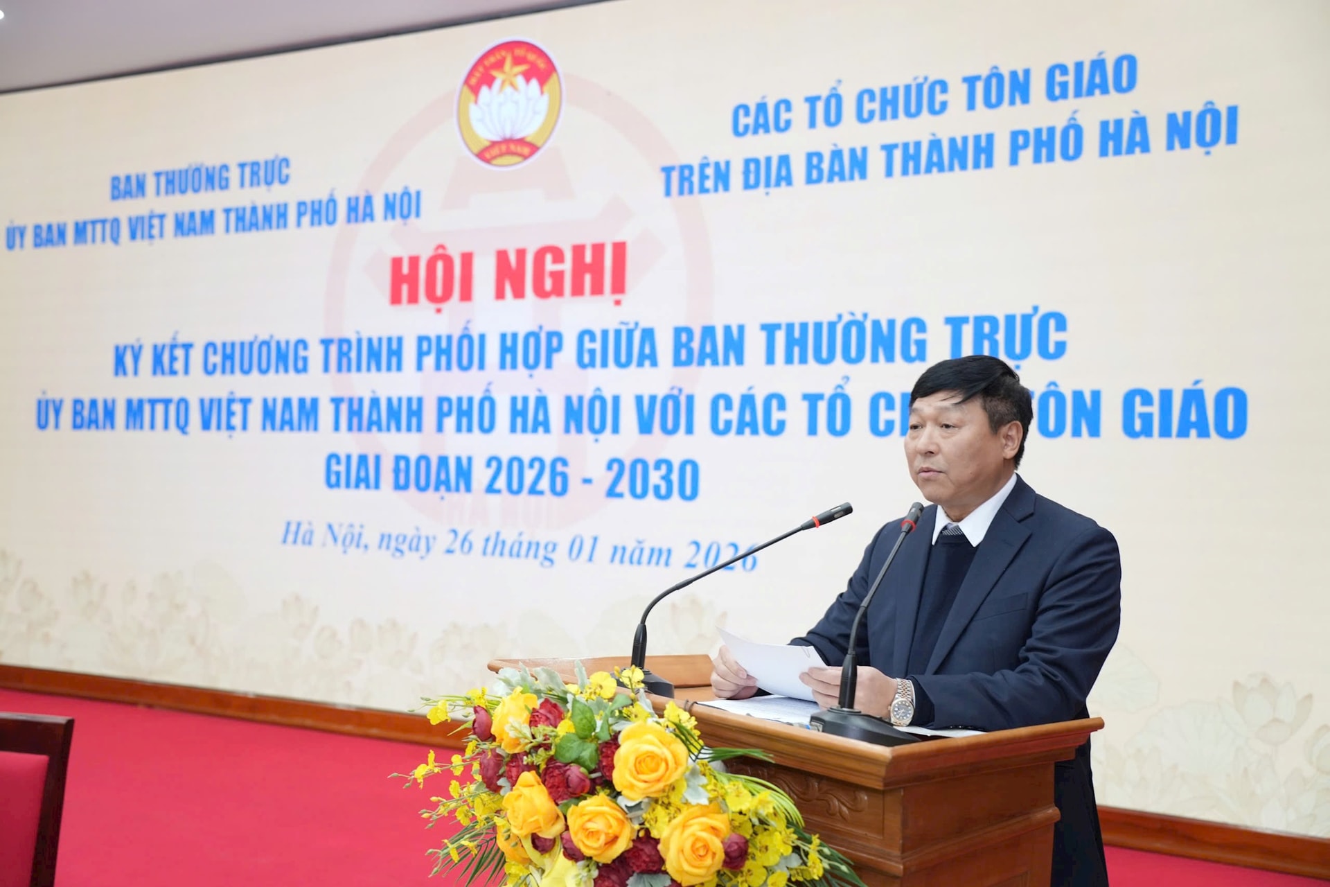 Ký kết Chương trình phối hợp giữa MTTQ Việt Nam Thành phố với các tổ chức thành viên và tôn giáo- Ảnh 1.