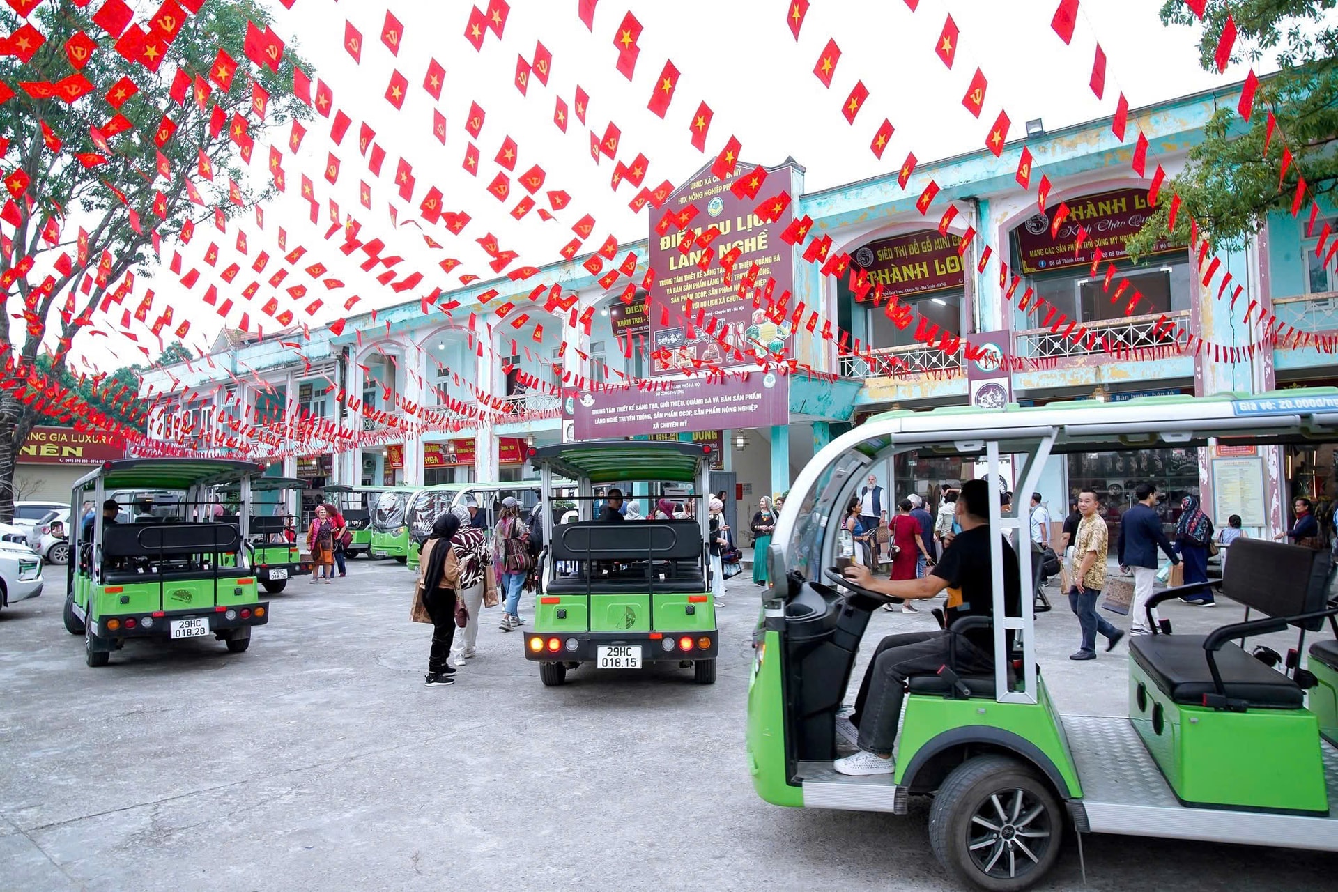 Khảm trai, sơn mài Chuyên Mỹ: Giữ nghề truyền thống, nâng tầm giá trị hàng Việt- Ảnh 6.