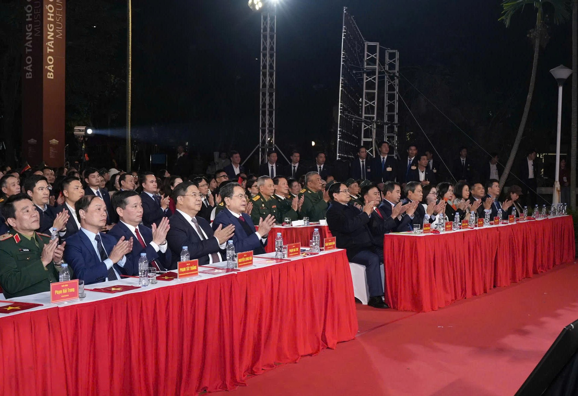 Cầu truyền hình “Hai tay xây dựng một sơn hà” kỷ niệm 85 năm Ngày Chủ tịch Hồ Chí Minh trở về nước- Ảnh 3.