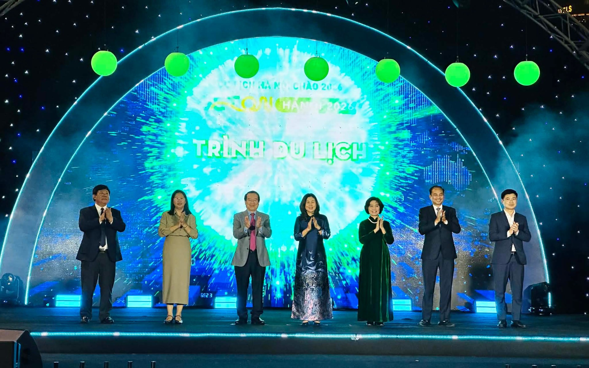 Khai mạc chương trình “Du lịch Hà Nội chào 2026 - Get on Hanoi” với chủ đề “Hành trình du lịch xanh”