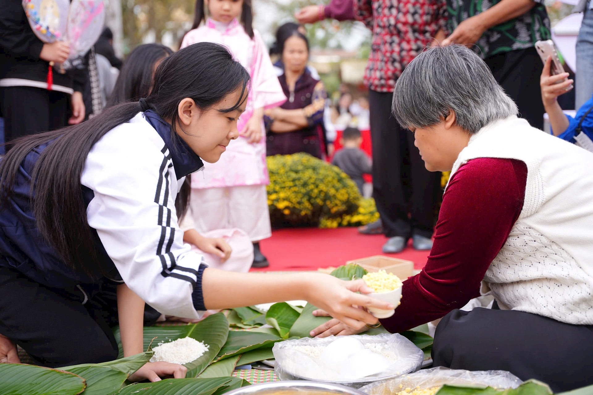 Xã Phù Đổng tổ chức chương trình “Tết xưa trên miền di sản”- Ảnh 5.