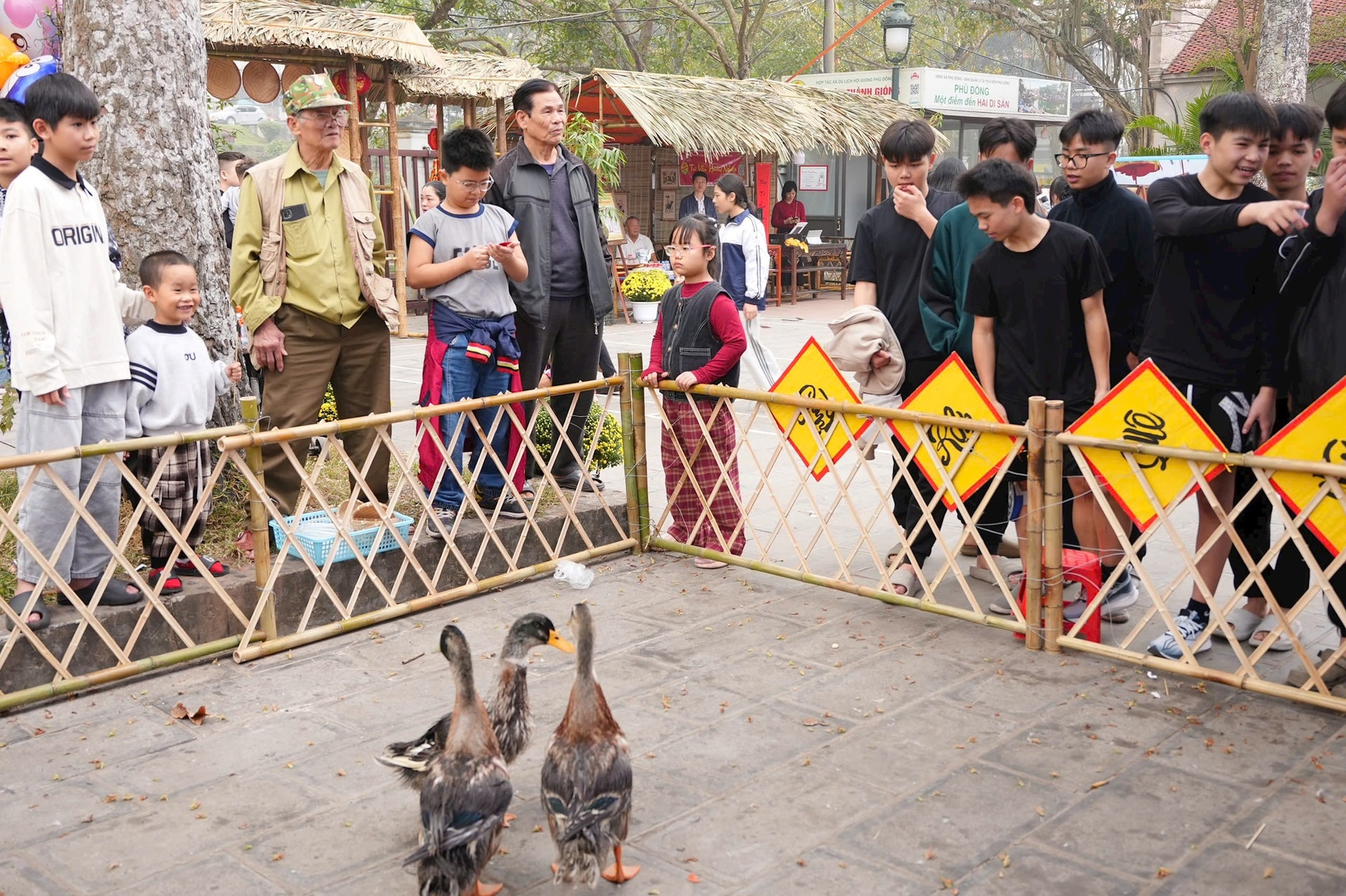 Xã Phù Đổng tổ chức chương trình “Tết xưa trên miền di sản”- Ảnh 7.