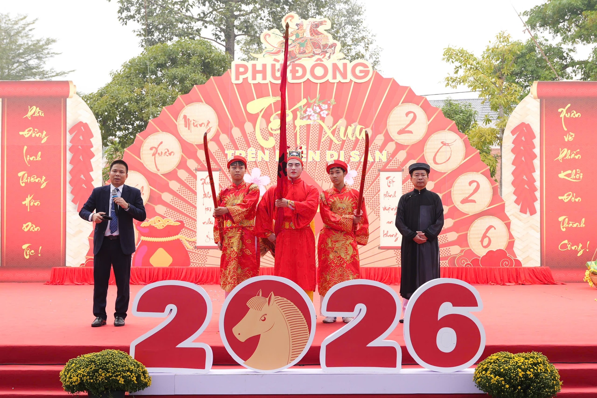 Xã Phù Đổng tổ chức chương trình “Tết xưa trên miền di sản”- Ảnh 1.