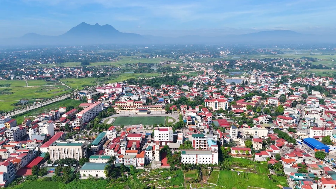 Xã Quảng Oai: Chính quyền chủ động đổi mới, những kết quả bước đầu đáng ghi nhận- Ảnh 1.