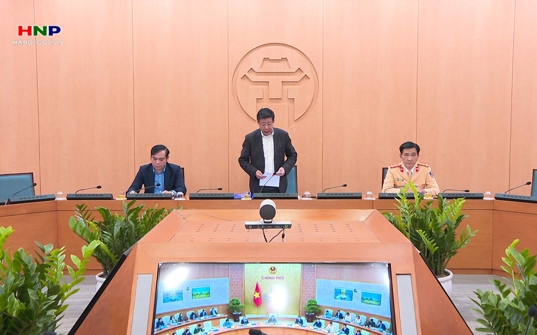 Triển khai Đề án “Thành phố an toàn giao thông” gắn với chuyển đổi giao thông xanh