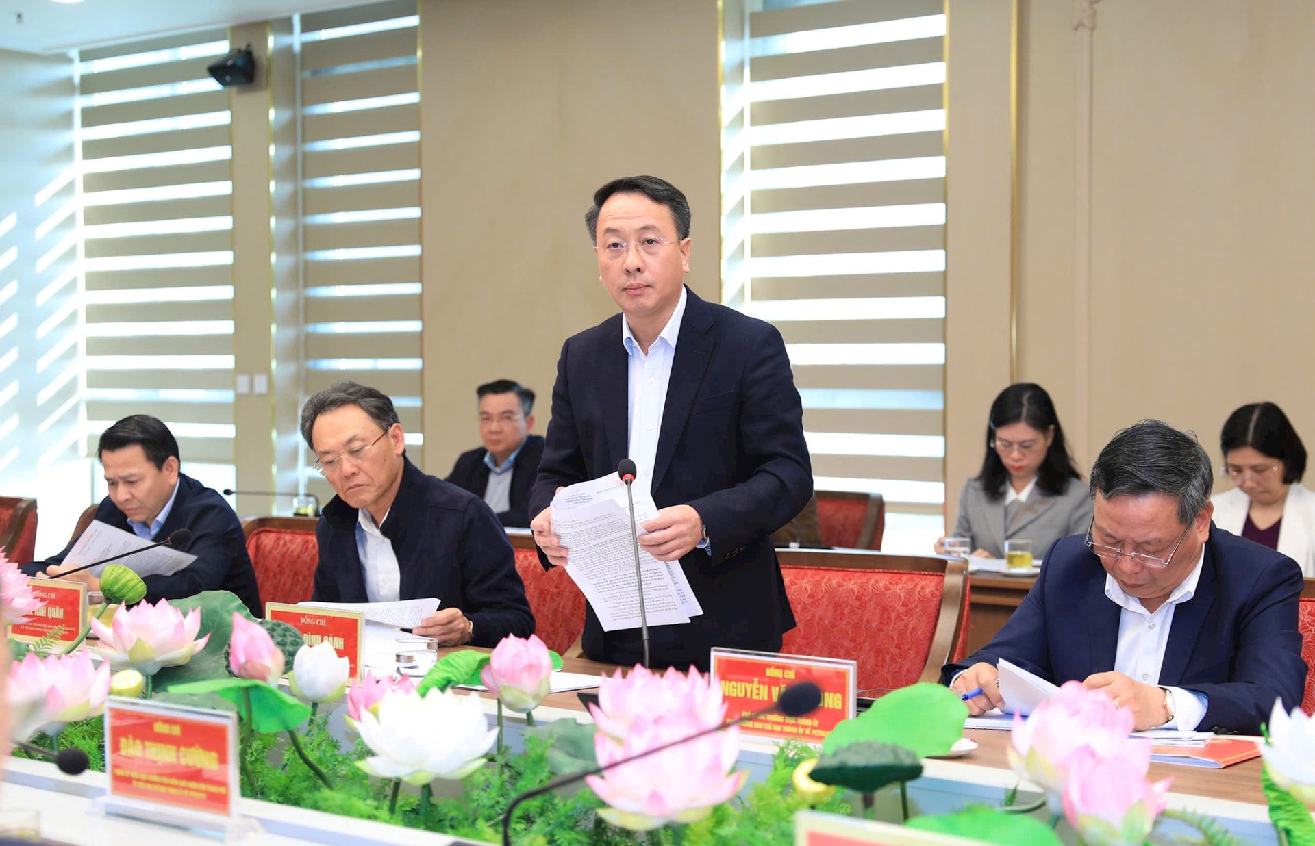 Phát hiện sớm, xử lý kịp thời, nghiêm minh các vụ án, vụ việc tham nhũng, lãng phí, tiêu cực- Ảnh 1.