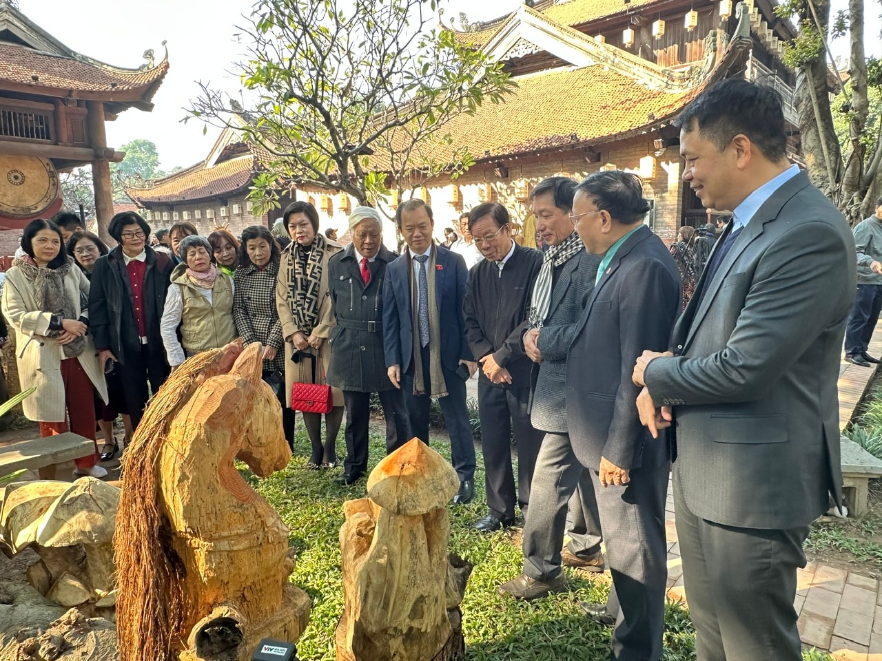 Độc đáo trưng bày “Ngựa về phố” tại di tích Văn Miếu - Quốc Tử Giám- Ảnh 2.