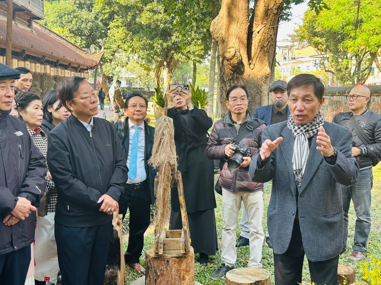 Độc đáo trưng bày “Ngựa về phố” tại di tích Văn Miếu - Quốc Tử Giám- Ảnh 6.