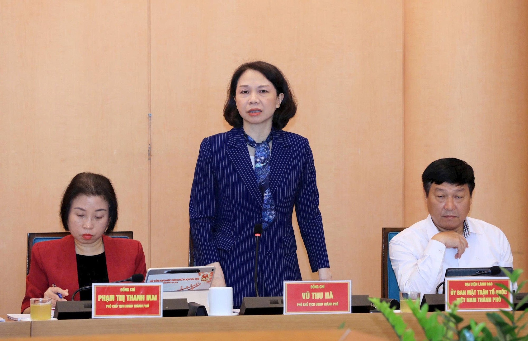 Chủ tịch Hà Nội Vũ Đại Thắng: Đầu tư và xây dựng tạo đà cho tăng trưởng hai con số- Ảnh 7. Chủ tịch Hà Nội Vũ Đại Thắng: Đầu tư và xây dựng tạo đà cho tăng trưởng hai con số- Ảnh 7.