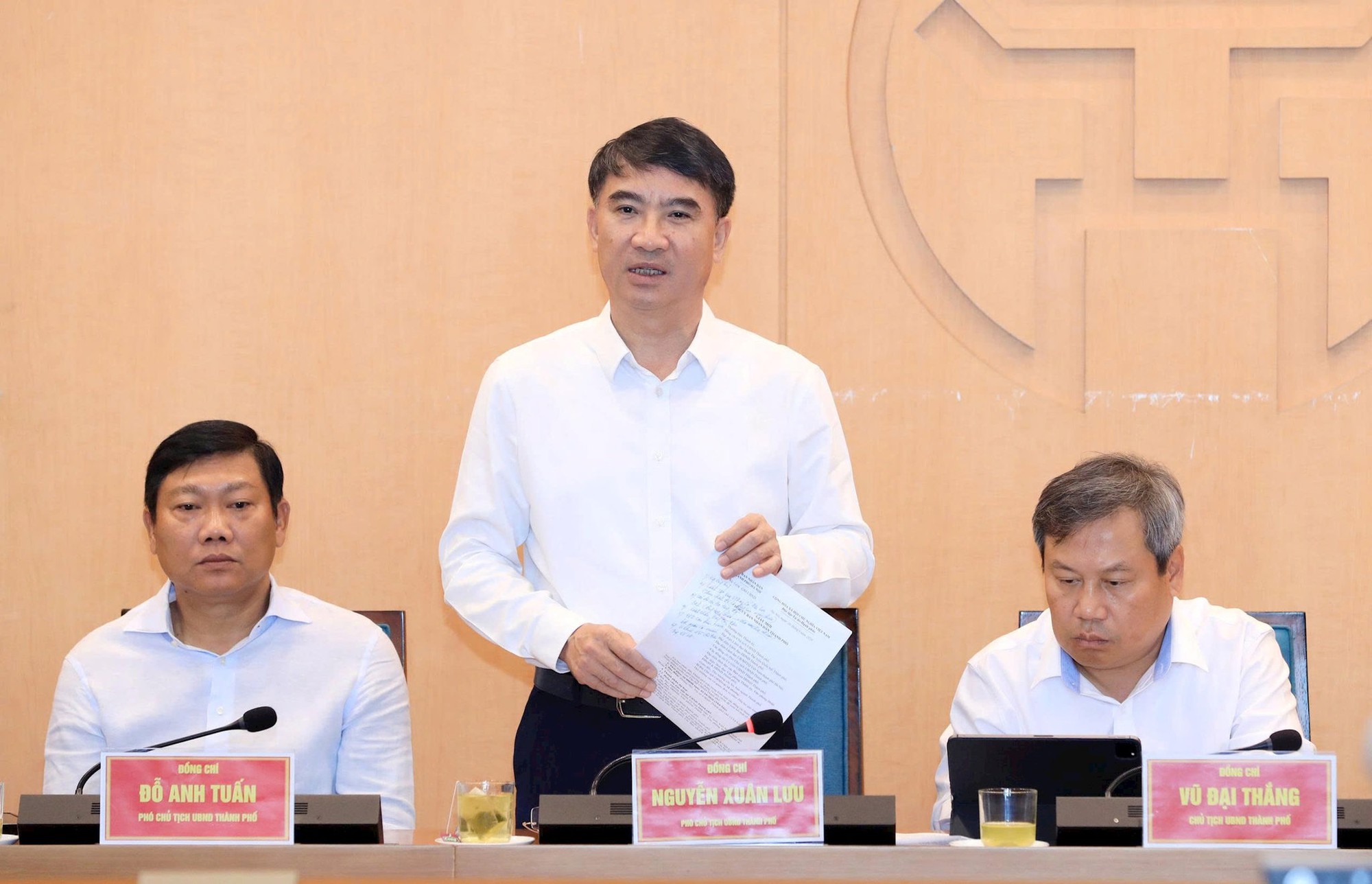 Chủ tịch Hà Nội Vũ Đại Thắng: Đầu tư và xây dựng tạo đà cho tăng trưởng hai con số- Ảnh 4. Chủ tịch Hà Nội Vũ Đại Thắng: Đầu tư và xây dựng tạo đà cho tăng trưởng hai con số- Ảnh 4.