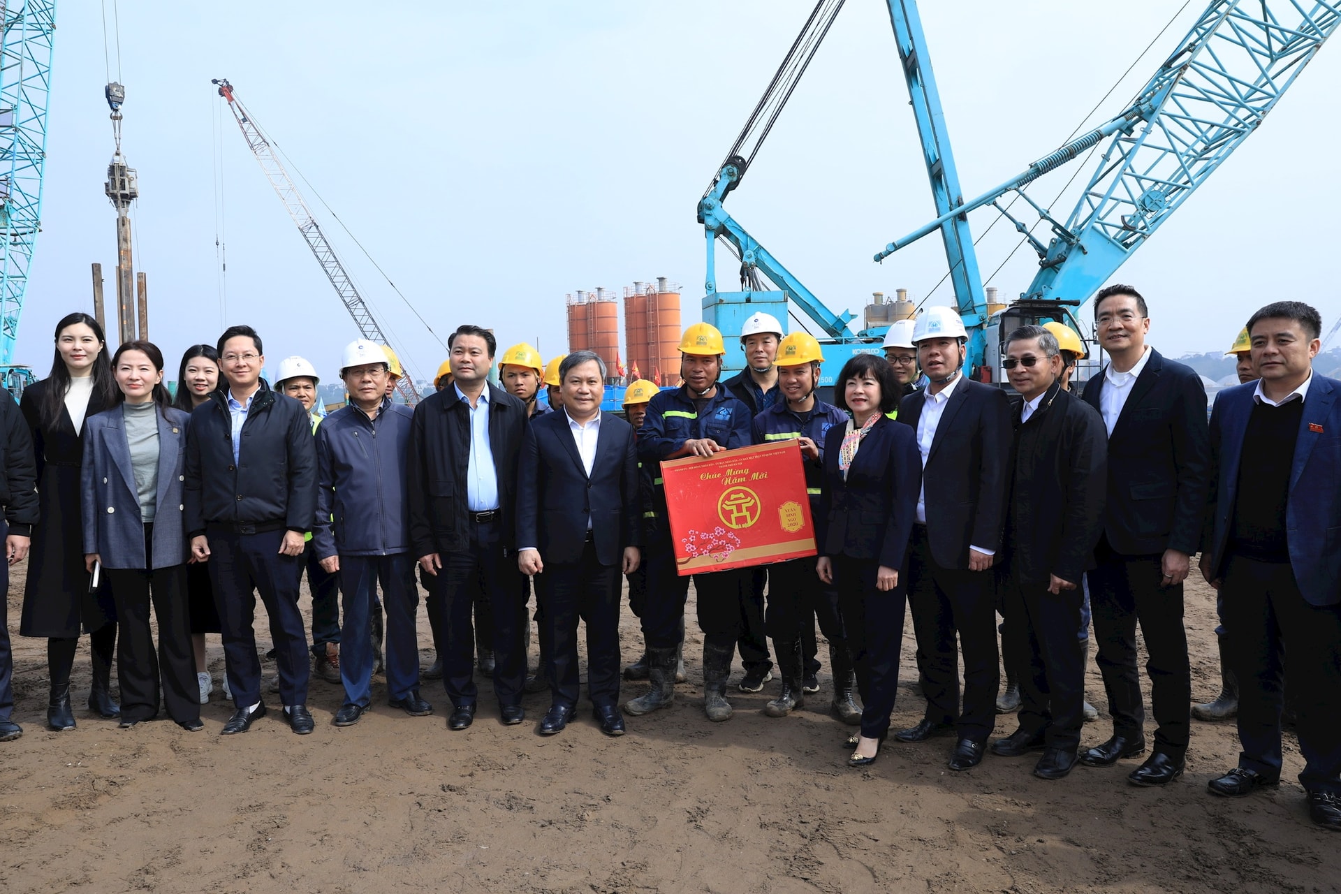 Chủ tịch UBND Thành phố Vũ Đại Thắng thăm, chúc Tết các đơn vị làm nhiệm vụ trọng yếu- Ảnh 6.