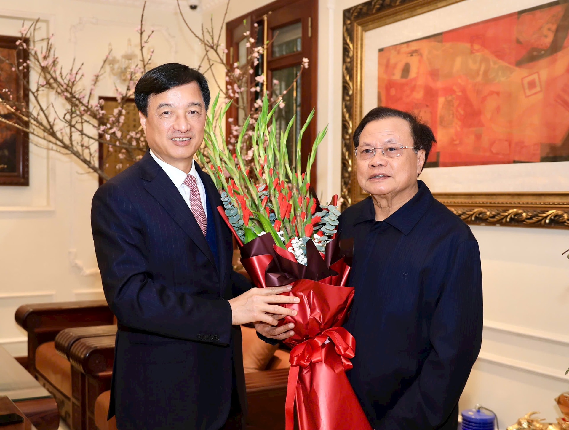 Bí thư Thành ủy Nguyễn Duy Ngọc thăm, chúc Tết nguyên lãnh đạo Đảng, Nhà nước và thành phố Hà Nội- Ảnh 8.