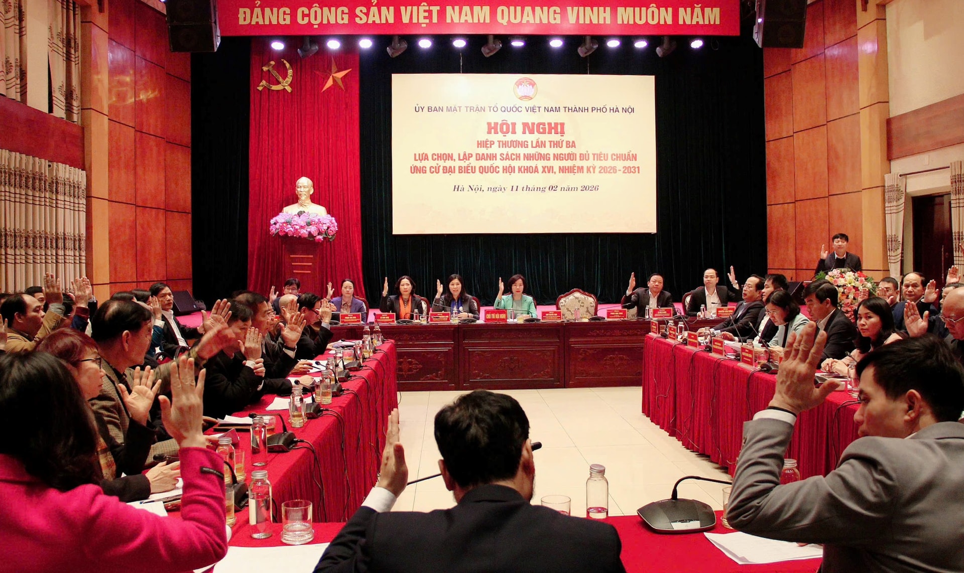 Hiệp thương lần thứ ba, lập danh sách ứng cử viên đại biểu Quốc hội và HĐND Thành phố nhiệm kỳ 2026-2031- Ảnh 2.