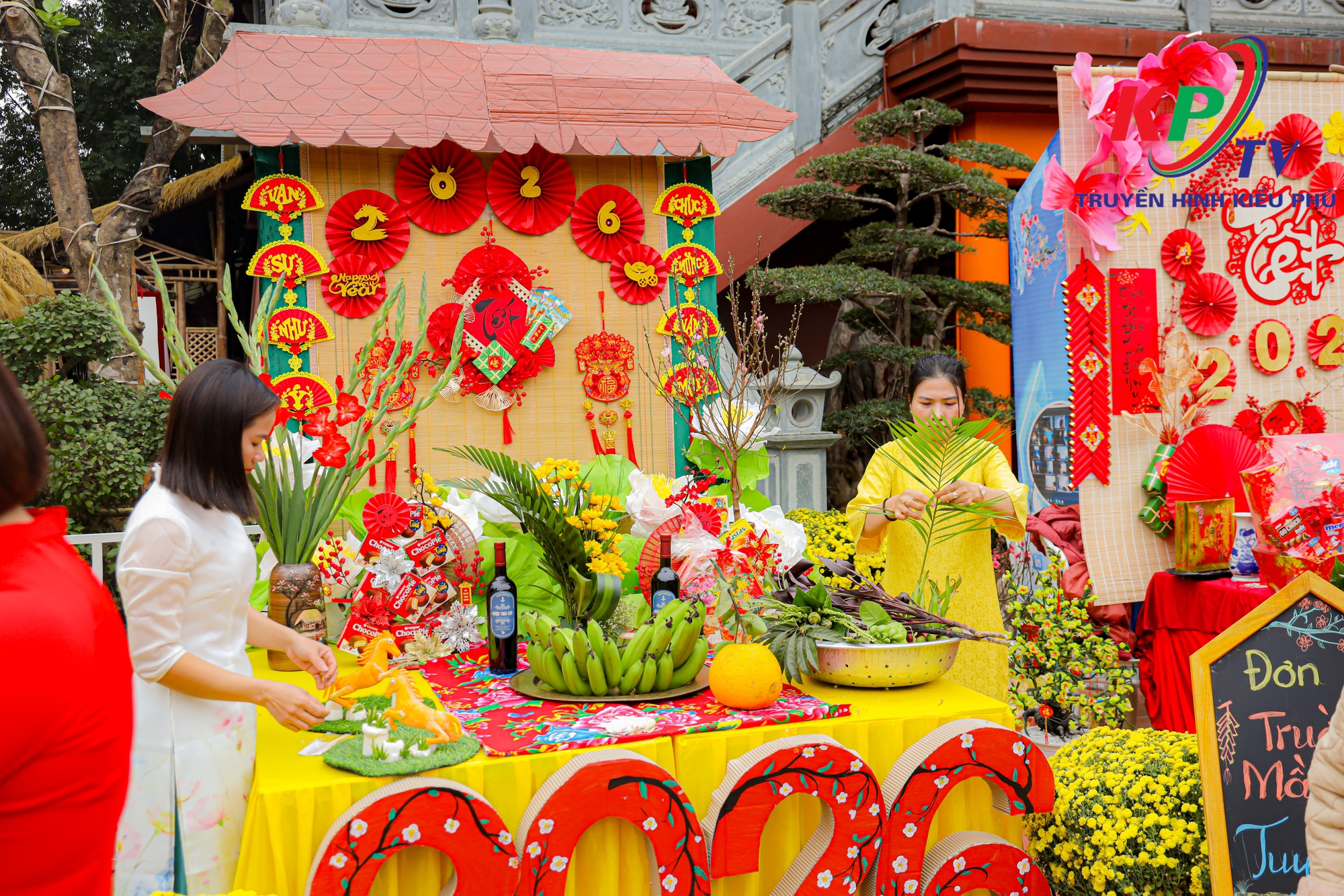 Xã Kiều Phú: Sôi nổi Hội thi gói bánh chưng, bày mâm ngũ quả và Chương trình Tết sum vầy- Ảnh 4.