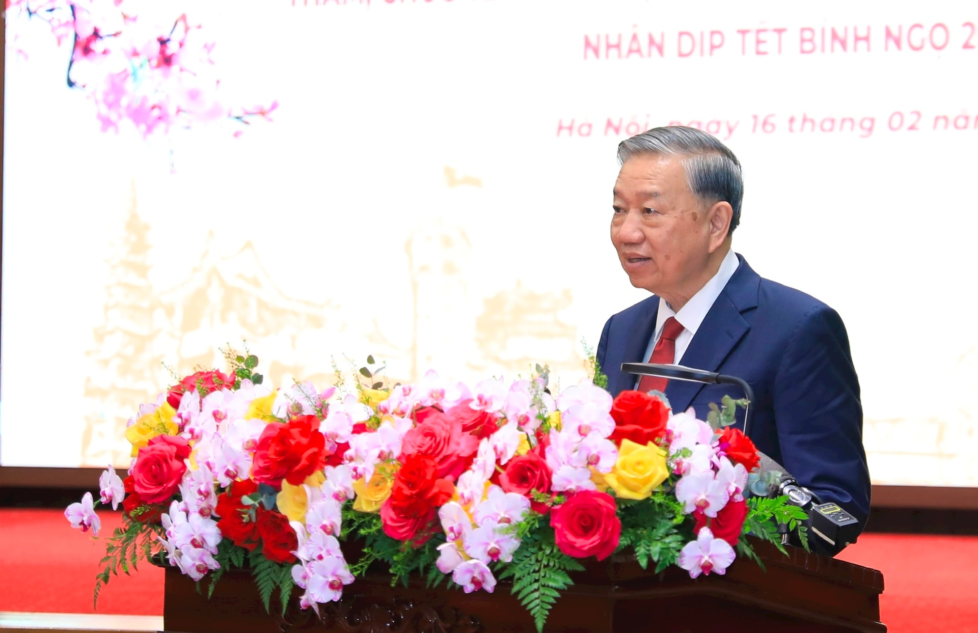 Tổng Bí thư Tô Lâm thăm, chúc Tết Đảng bộ, chính quyền, nhân dân Thủ đô Hà Nội- Ảnh 3.